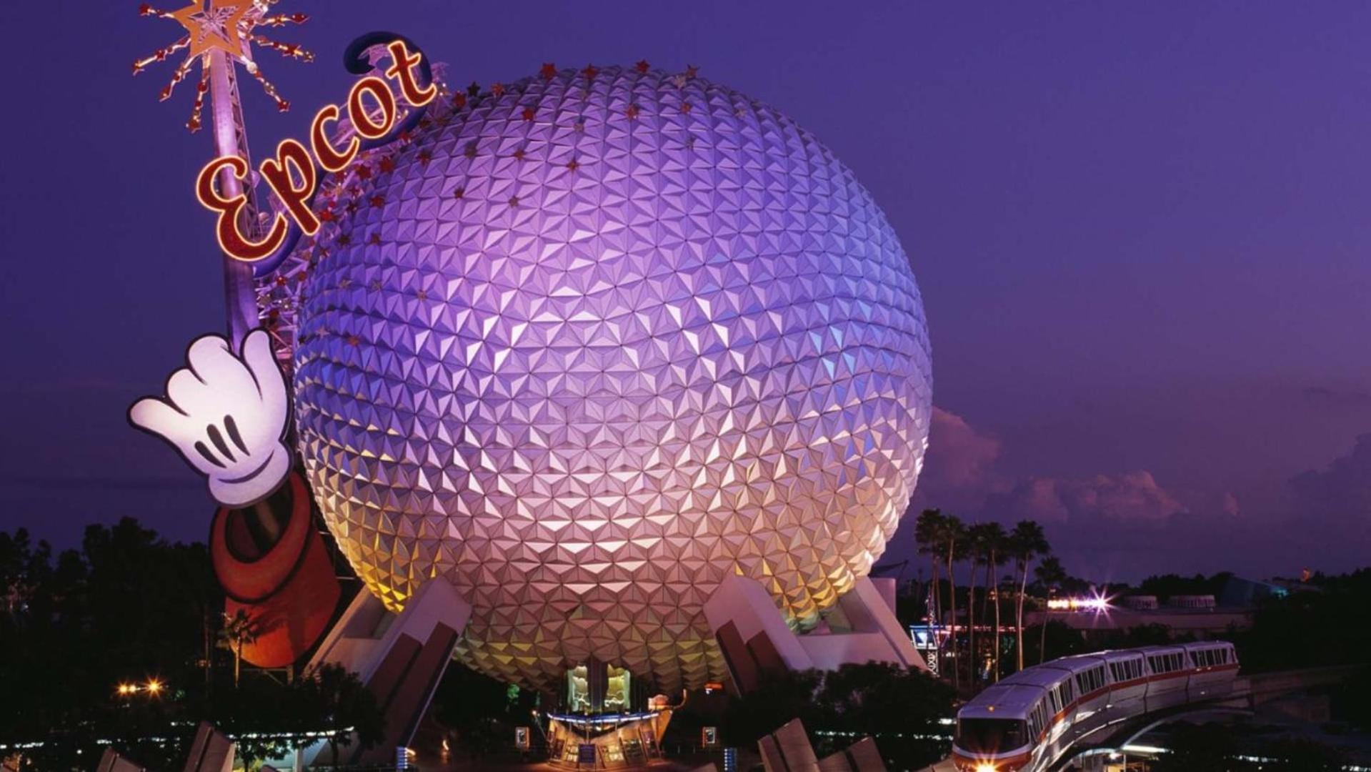 Family Resort Getaway w Pool & Patio near Disney