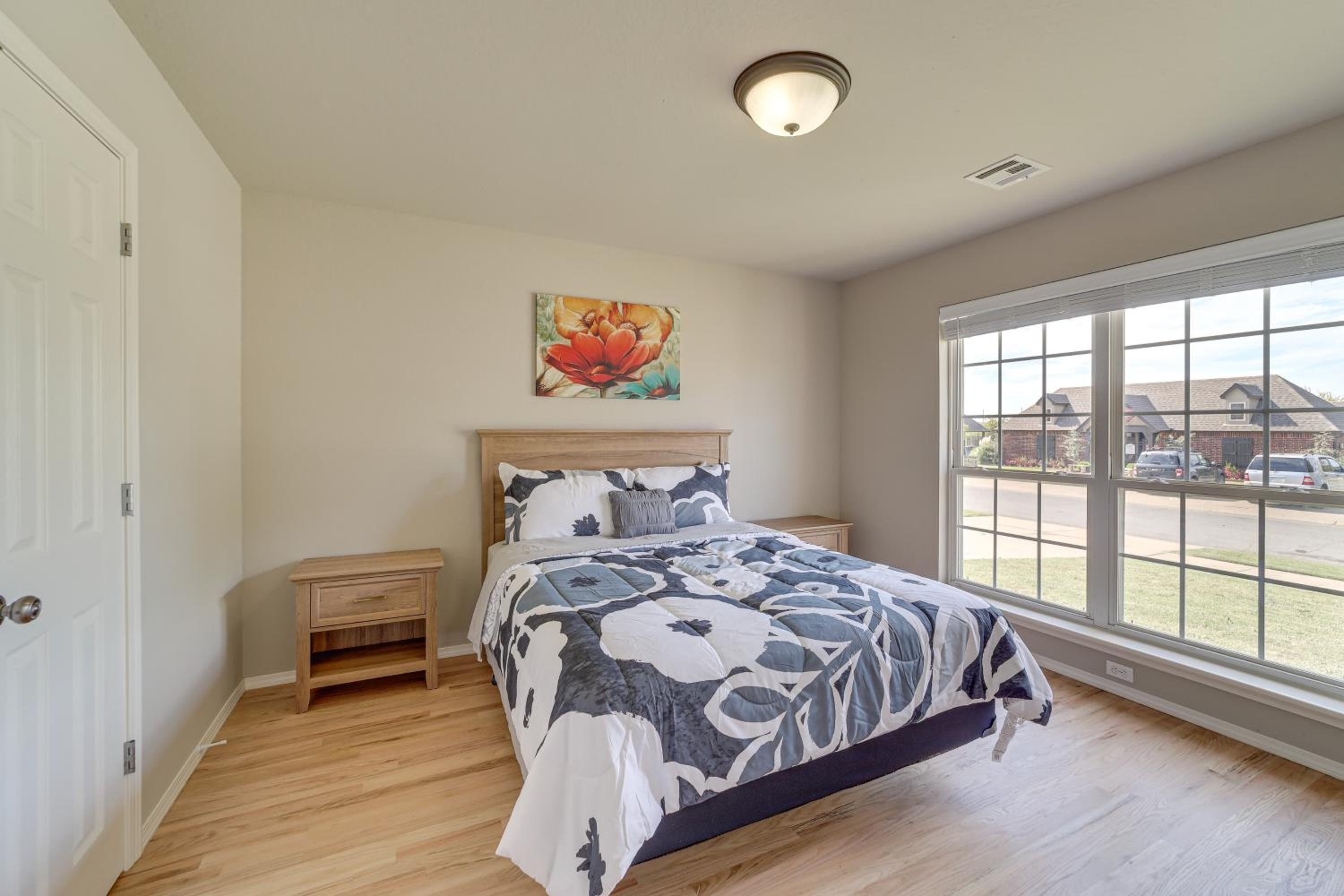 Pool Access Newly Remodeled House in Broken Arrow