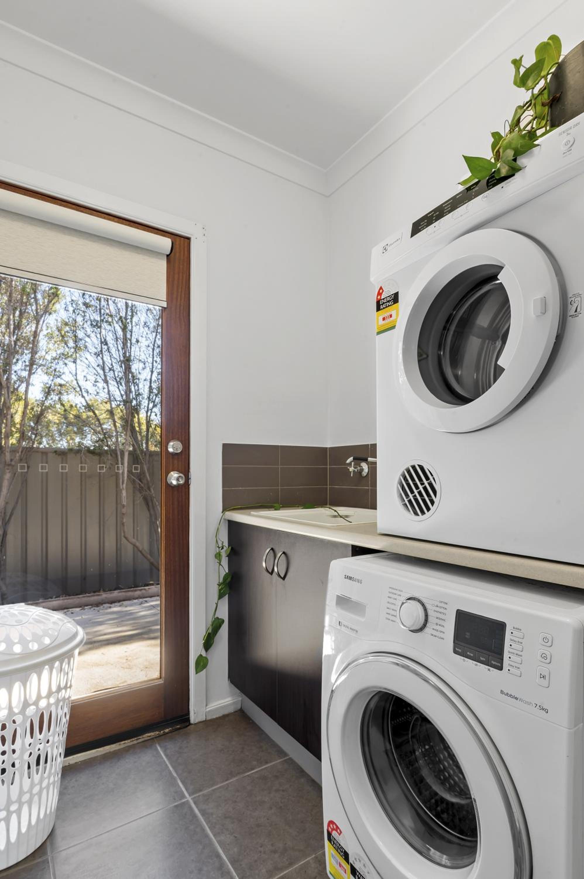 Family Escape with Private Courtyard