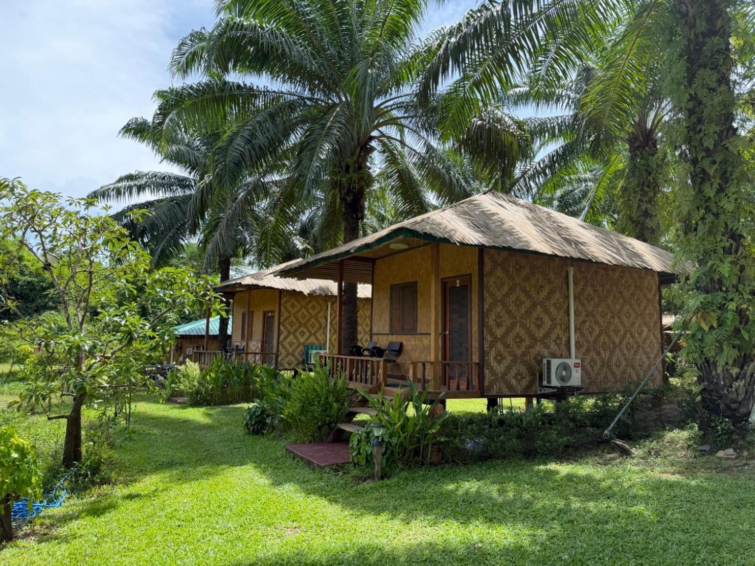 Lak Kao Nai Resort หลักเก้า ไนท์ รีสอร์ท