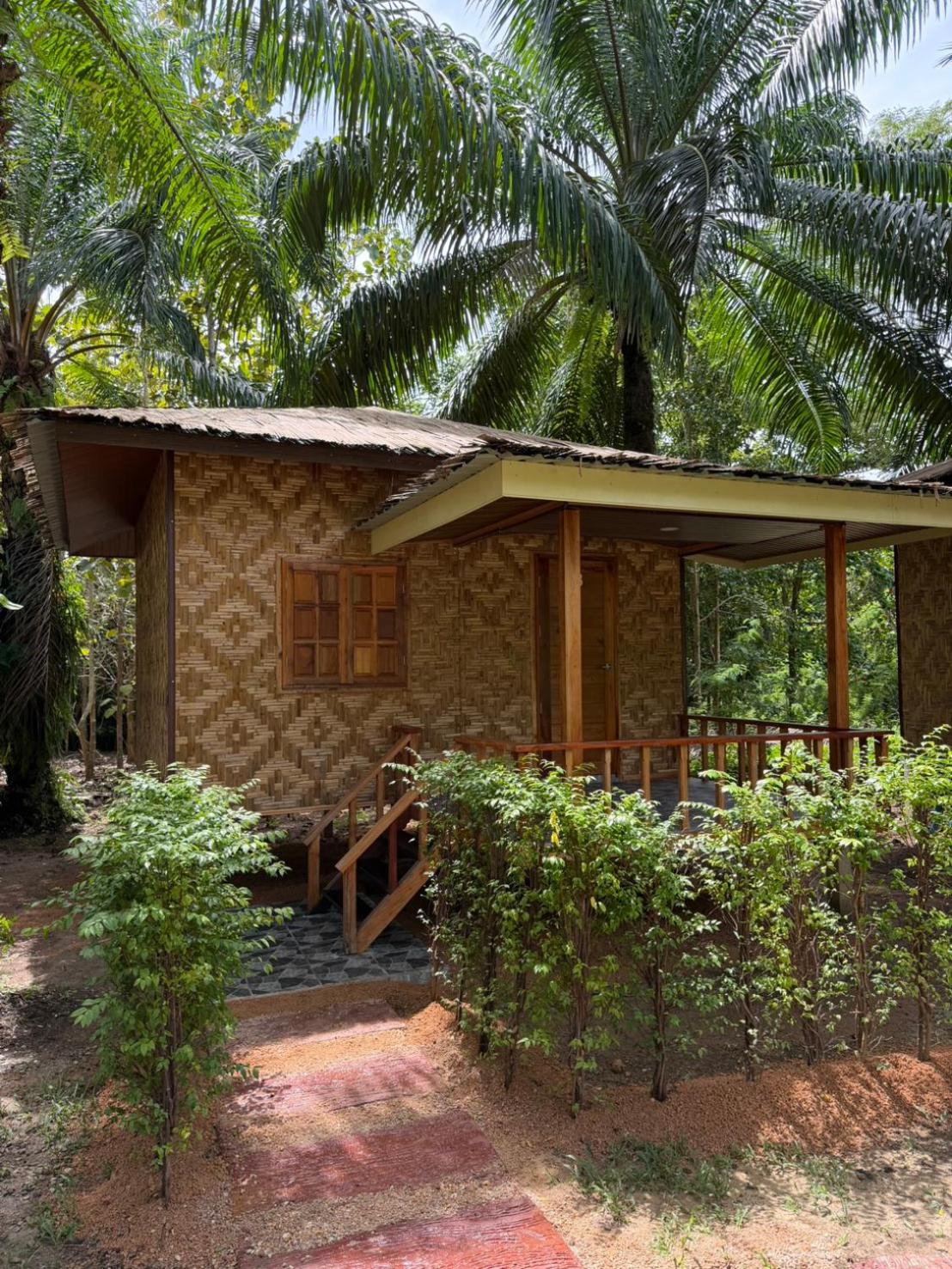 Lak Kao Nai Resort หลักเก้า ไนท์ รีสอร์ท