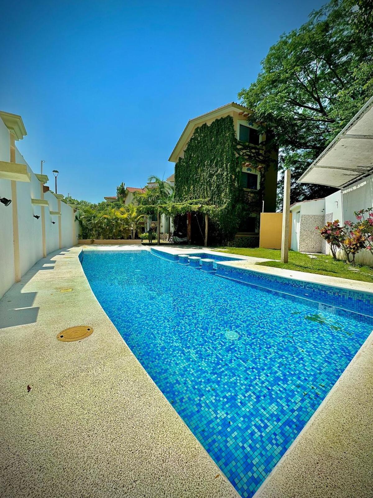 Depa 101B en Huatulco con alberca y balcón a 5 min playa