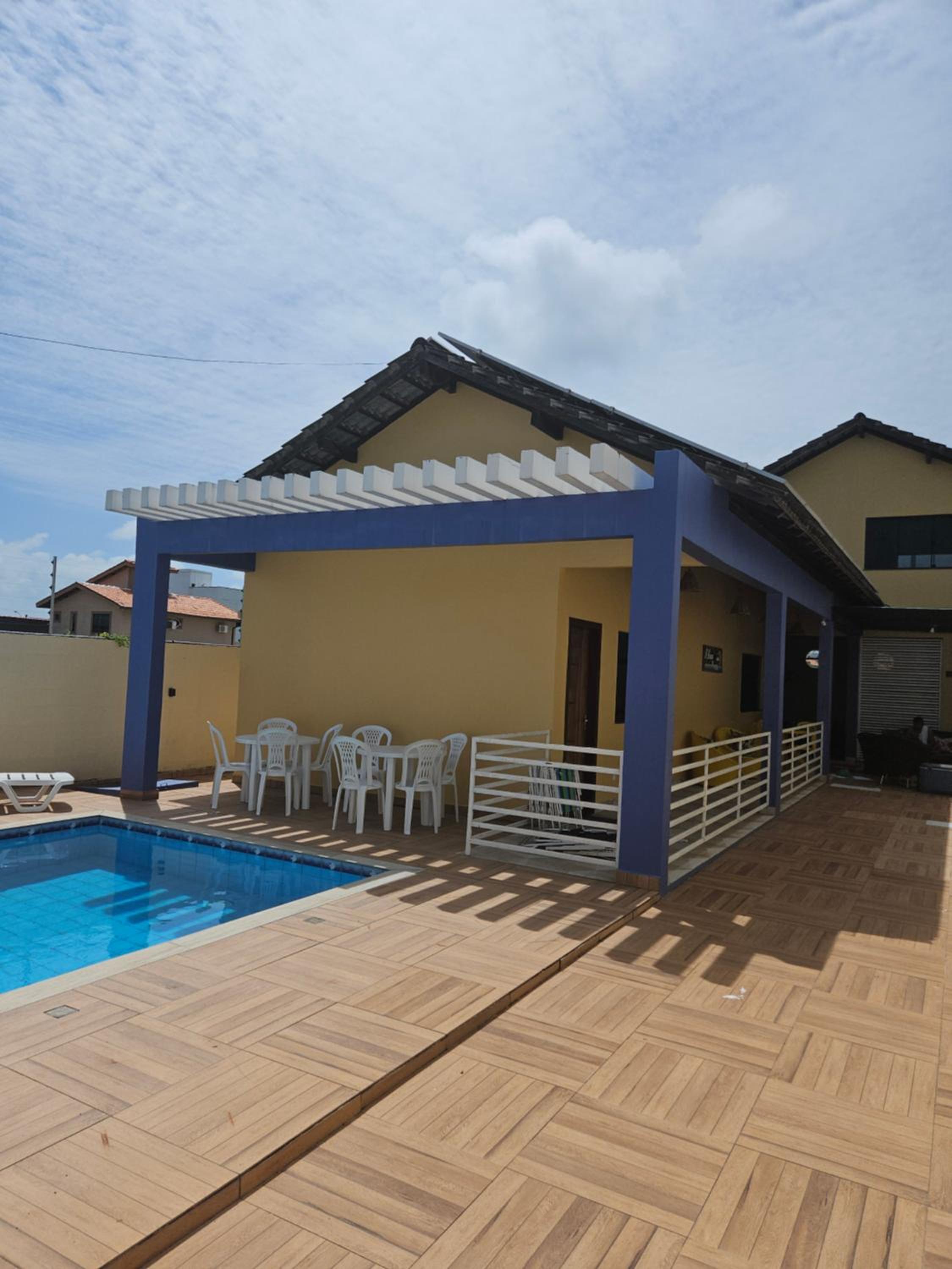 Casa com piscina
