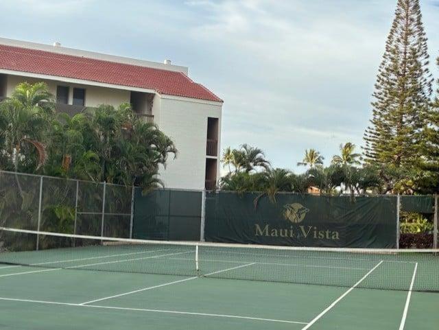 Maui Vista 1106 · MV 1106 Updated 1BD Condo Steps from Beach Poo