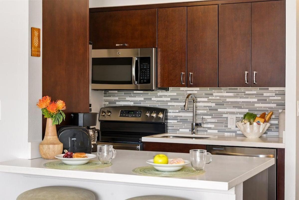 Lahaina Shores 418 · LS 418 Studio Near Beach, Pool & Relaxing H