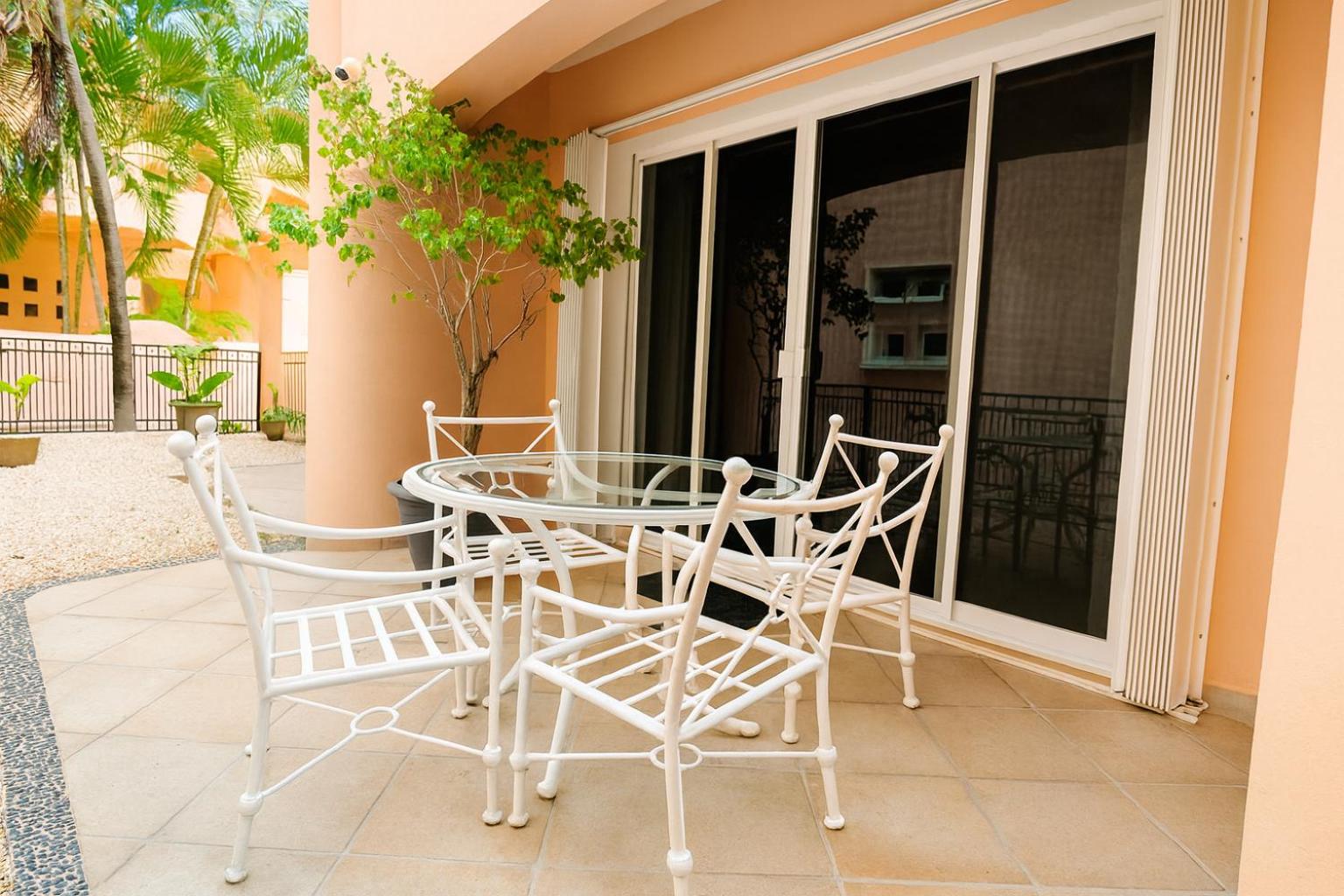Spacious Family Home with Pool & Beach Access