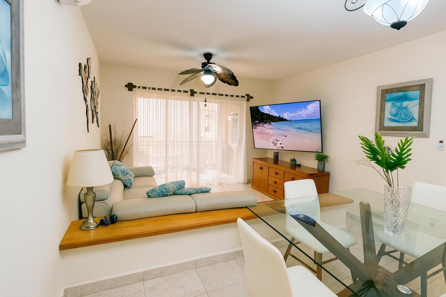 Spacious Family Home with Pool & Beach Access
