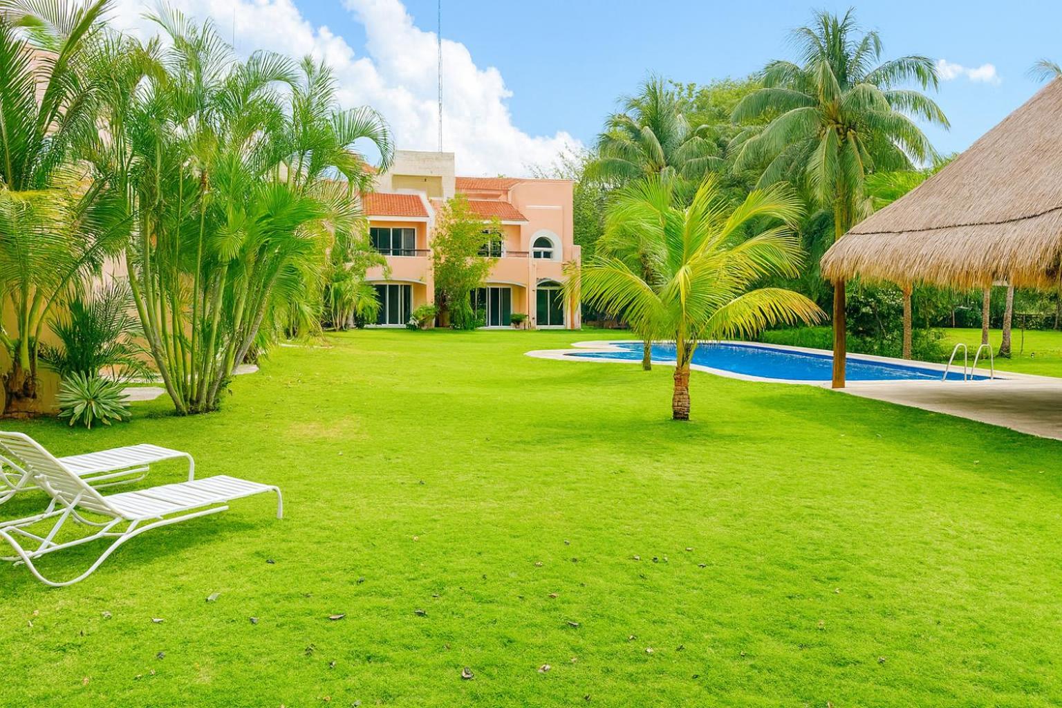 Spacious Family Home with Pool & Beach Access