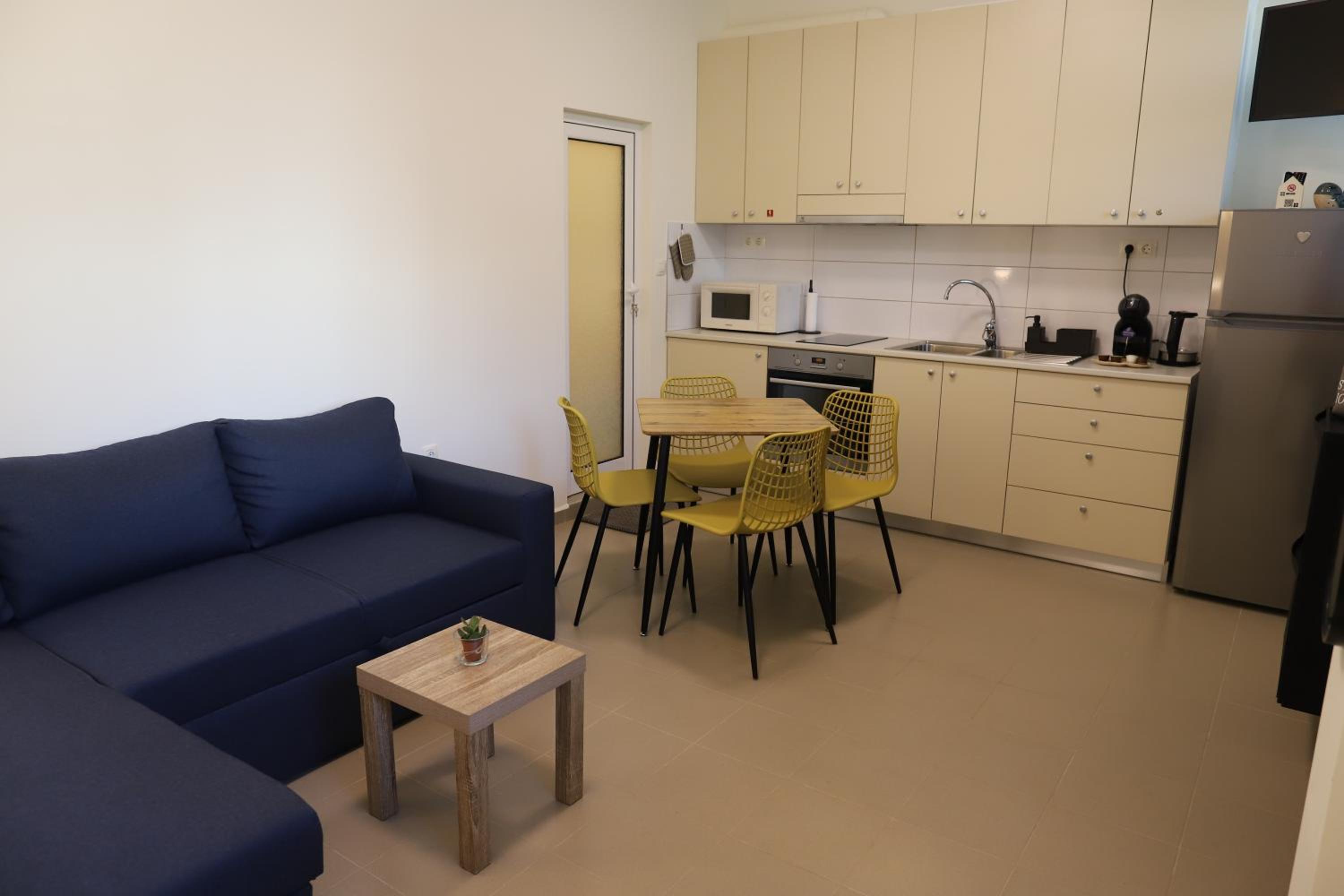 Azur Stay Burgas - self check-in and 2 bikes