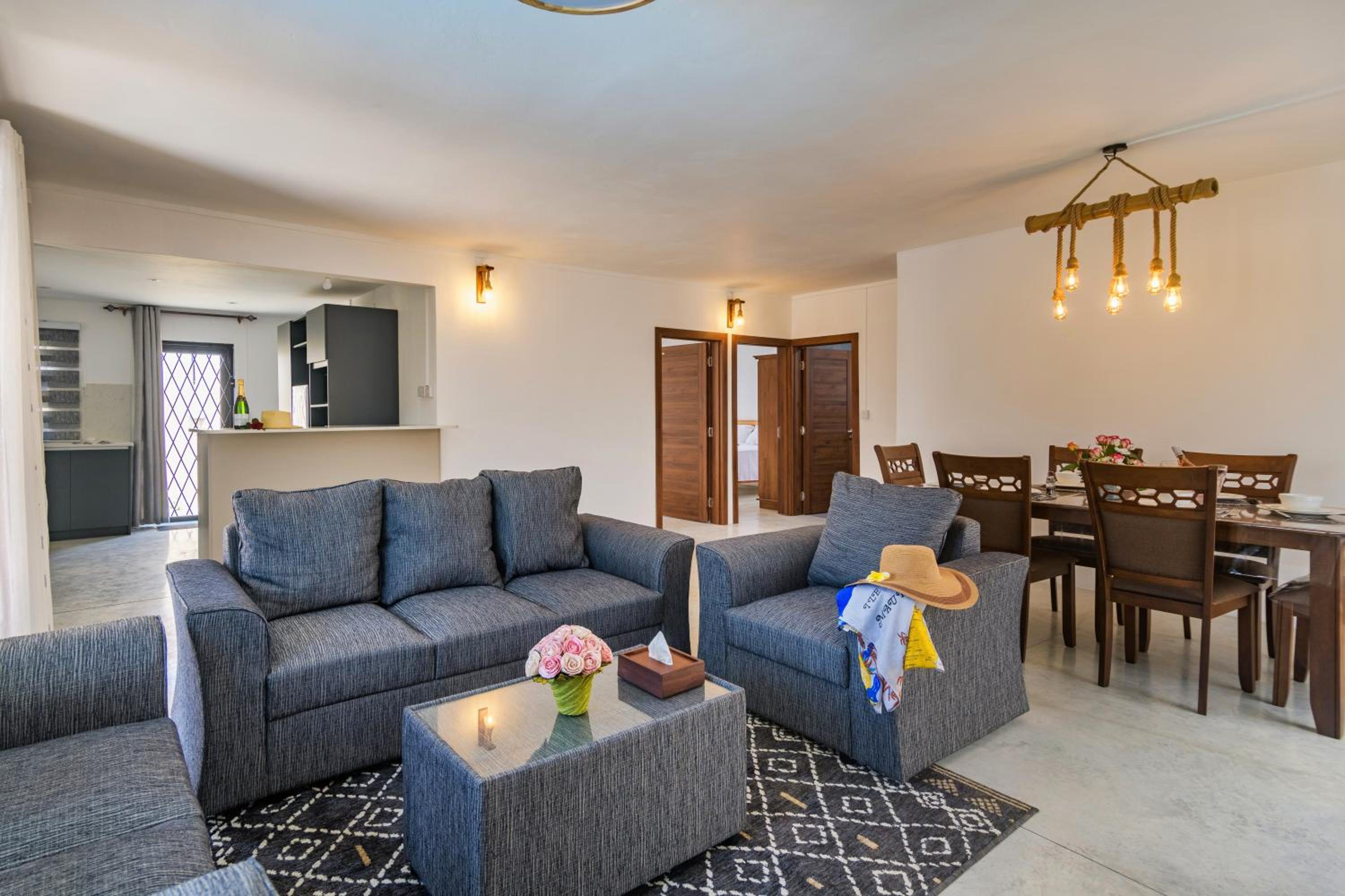 Yesh Villa by Oceanaxe Holidays