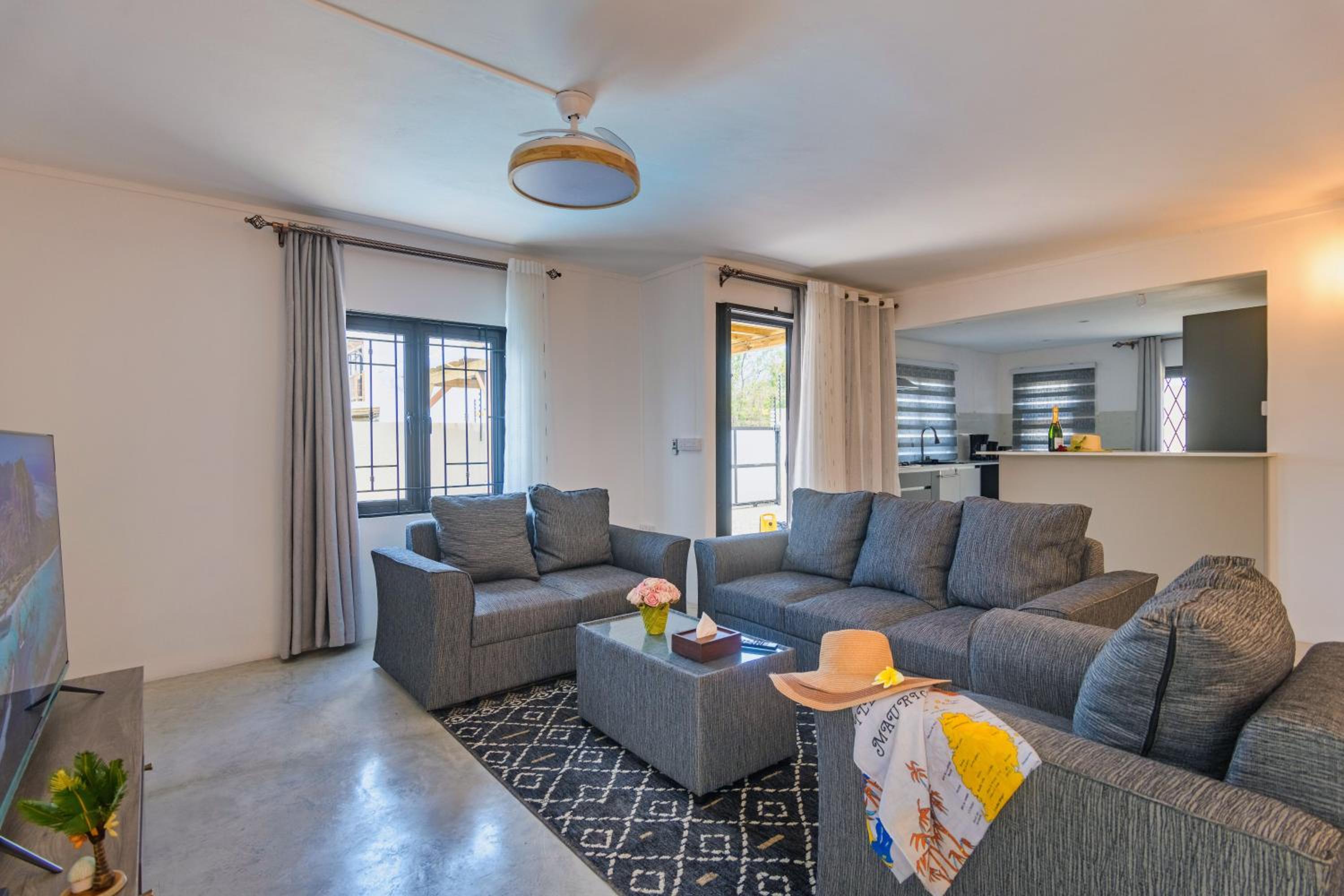 Yesh Villa by Oceanaxe Holidays