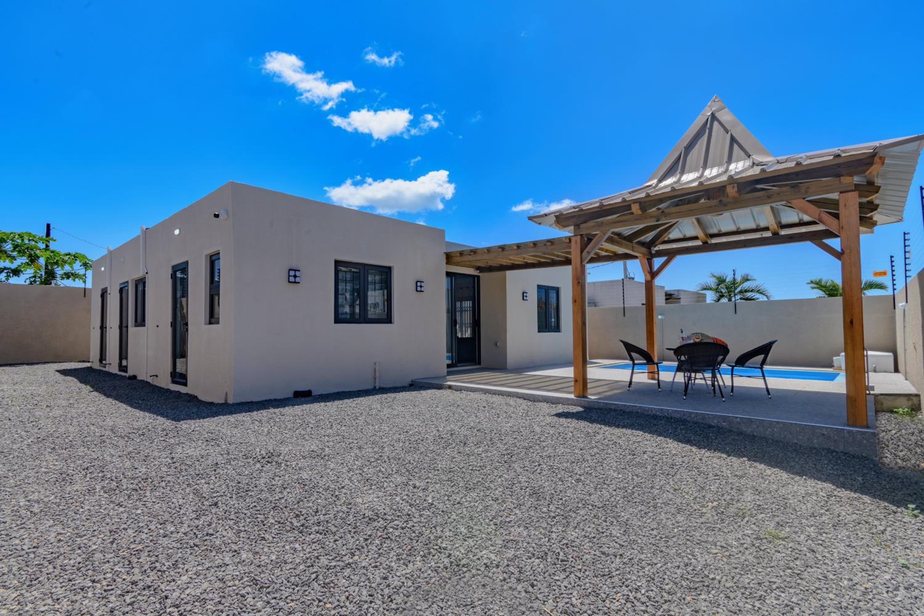 Yesh Villa by Oceanaxe Holidays