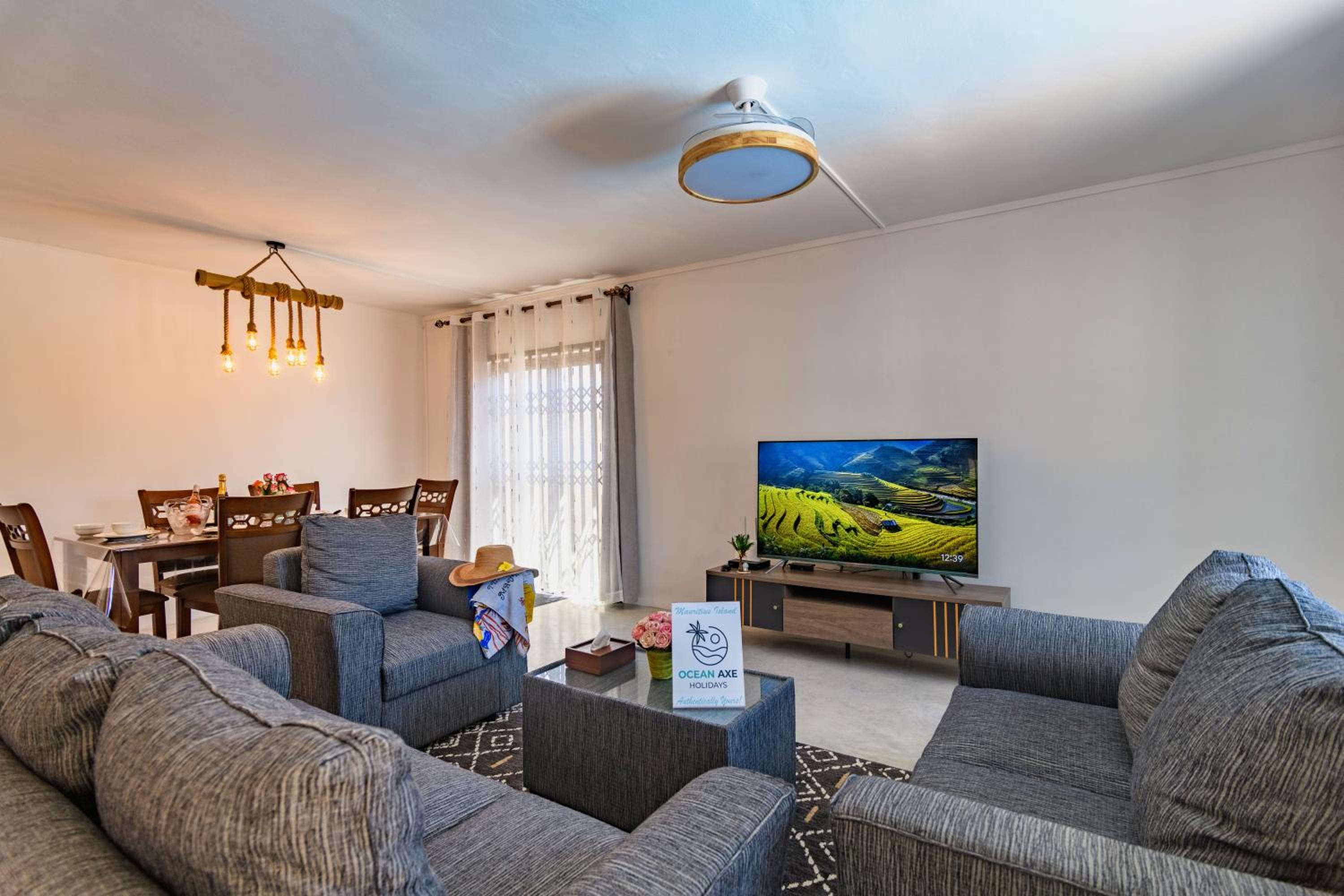 Yesh Villa by Oceanaxe Holidays