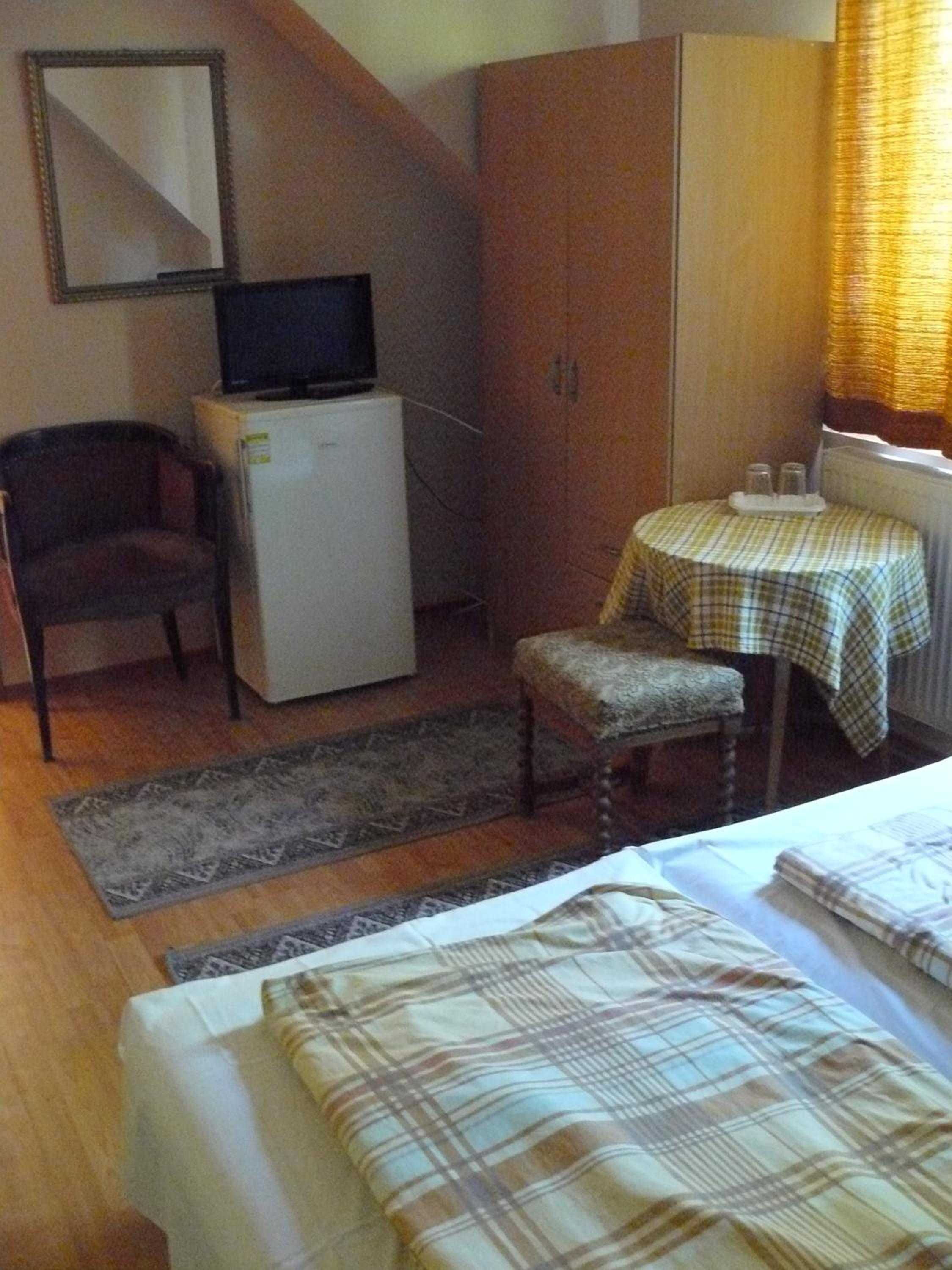 Photo 57
