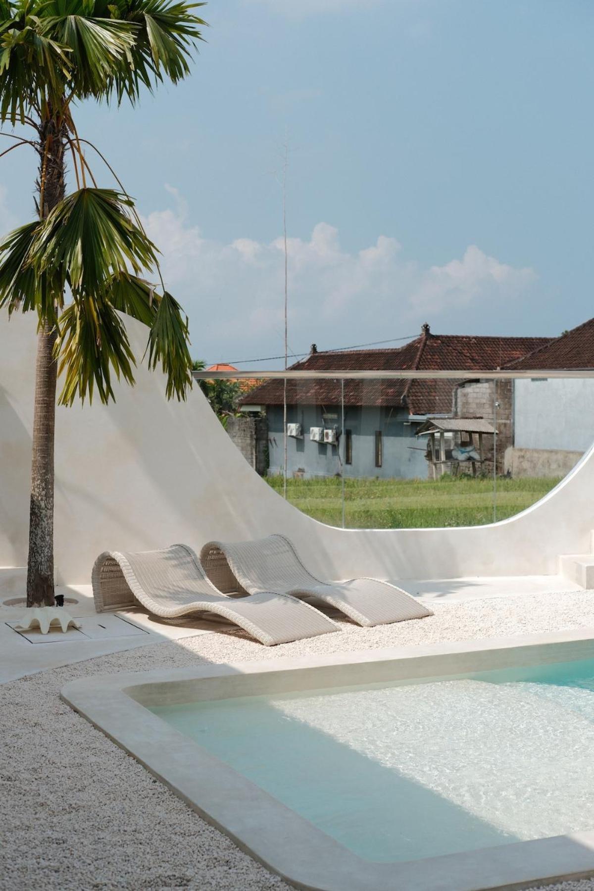Celina - 2BR Private Pool Mediterranean Villa near Canggu