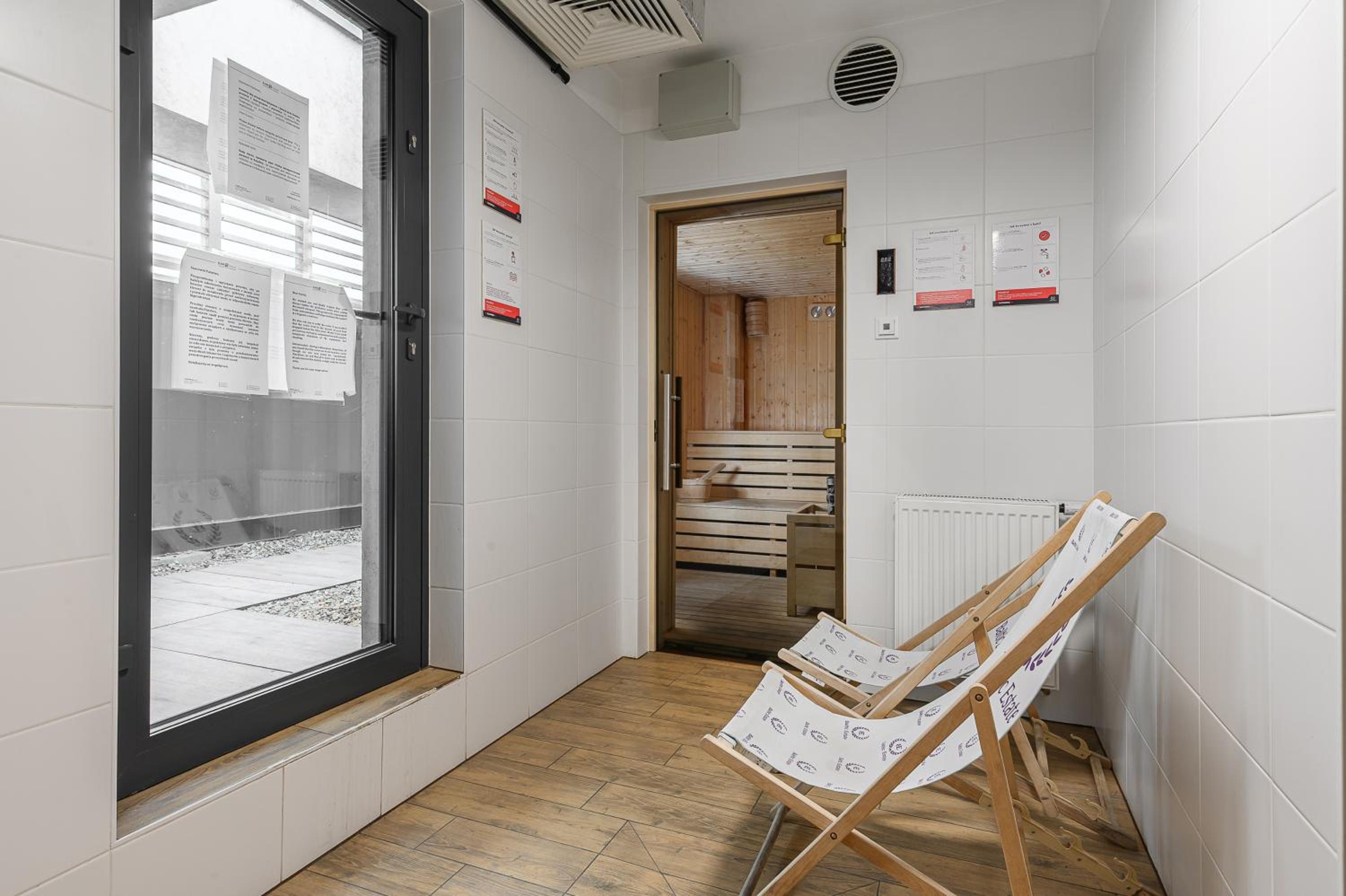 Lumina luxury 4-rooms apart with parking