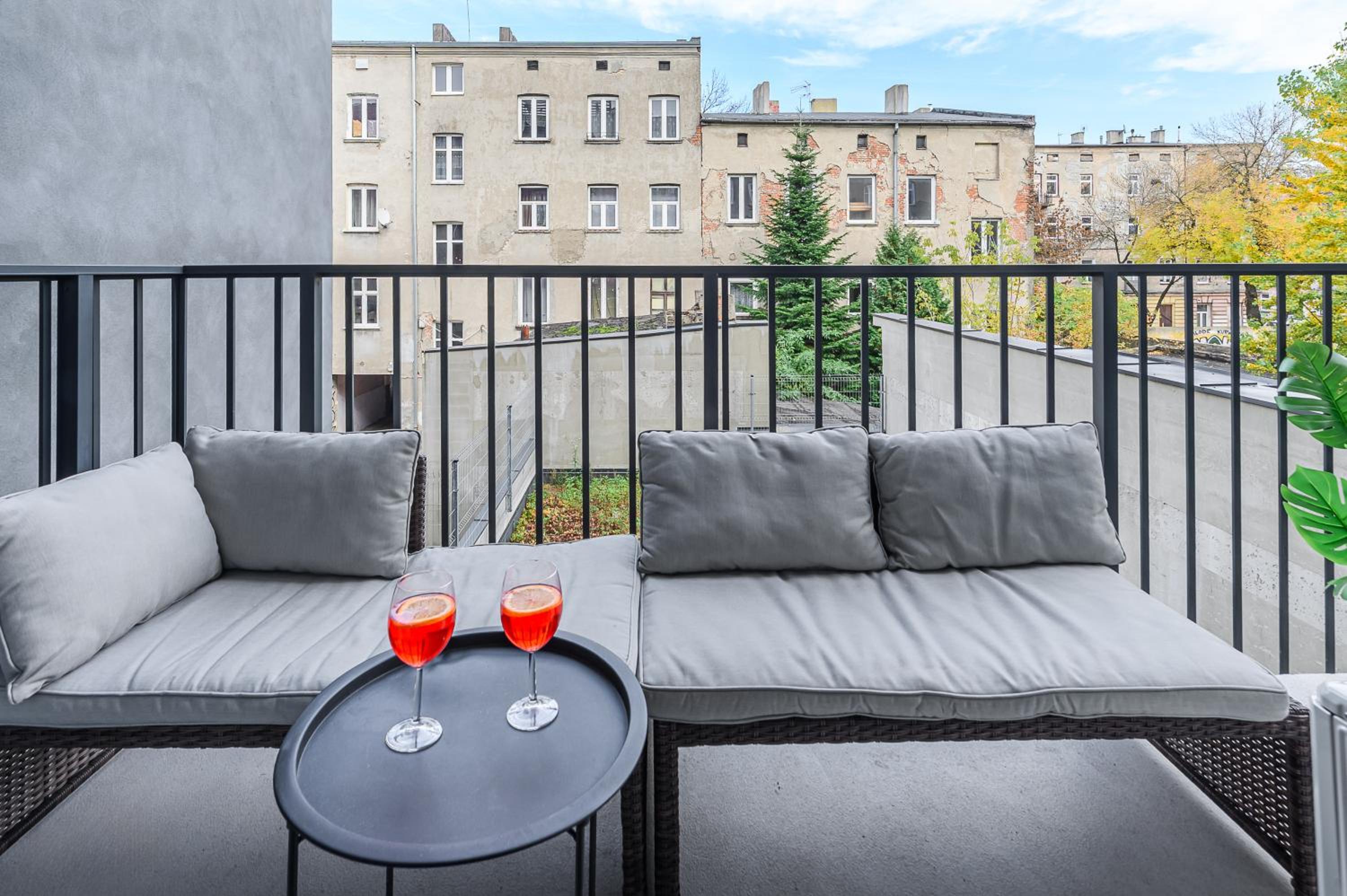 Lumina luxury 4-rooms apart with parking