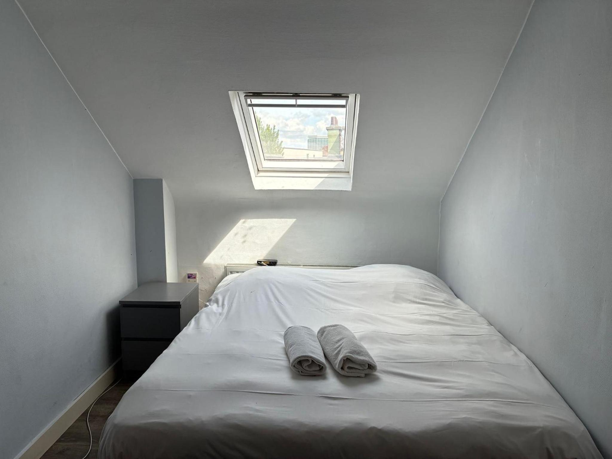 Charming Entire Apartment in Saint-Gilles, Brussels