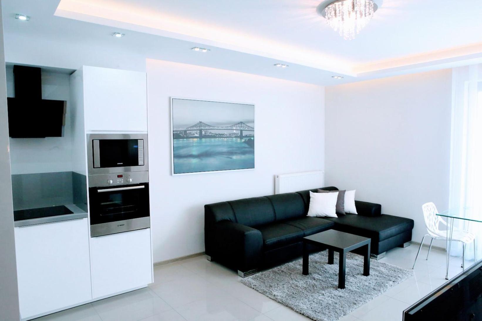 NiceToSeeYou Warsaw Apartament Centrum-Metro-Deluxe-self check-in
