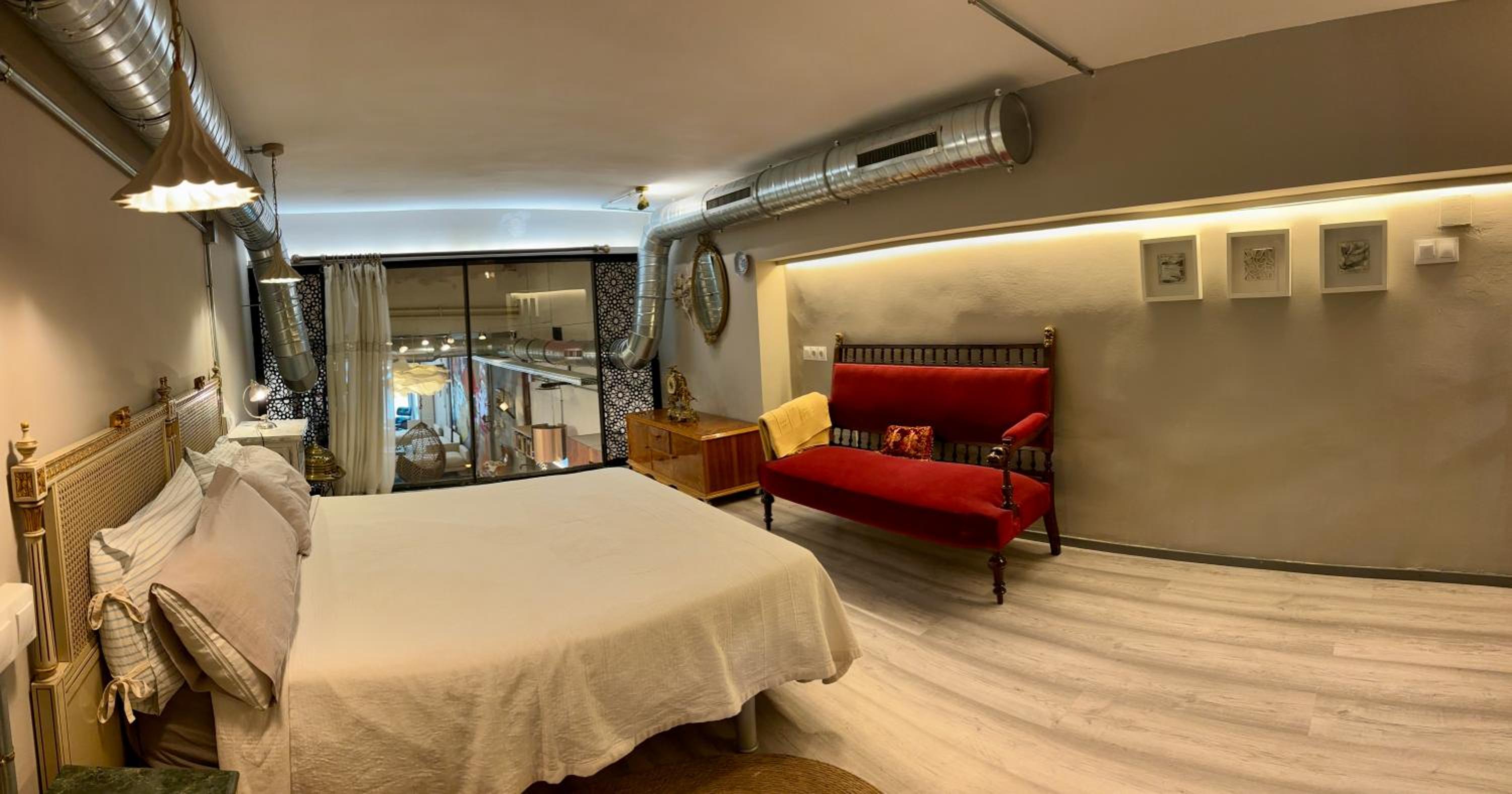 Espacio Lirola Art & Living