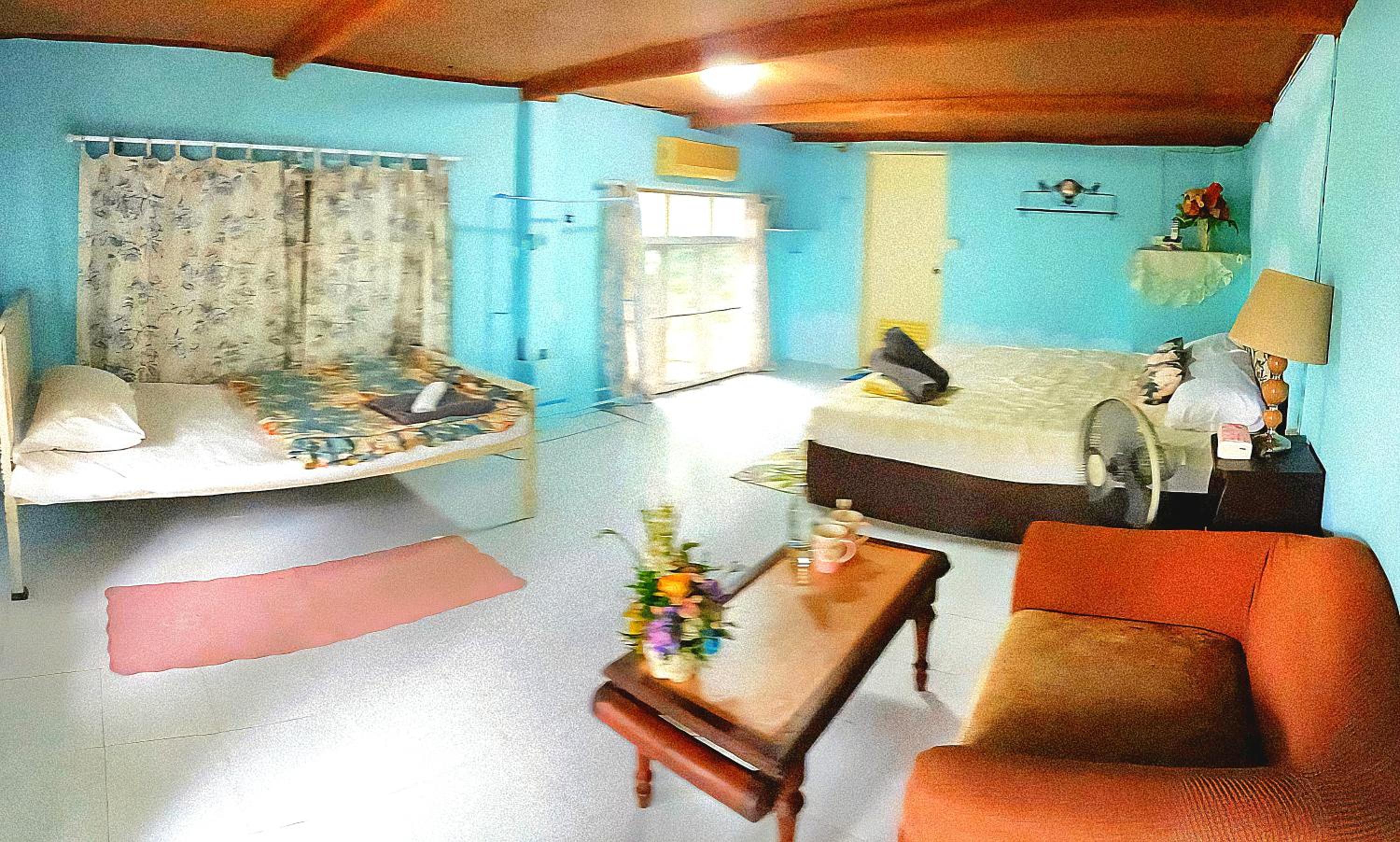 Balmy Hideout Cafe & Homestay