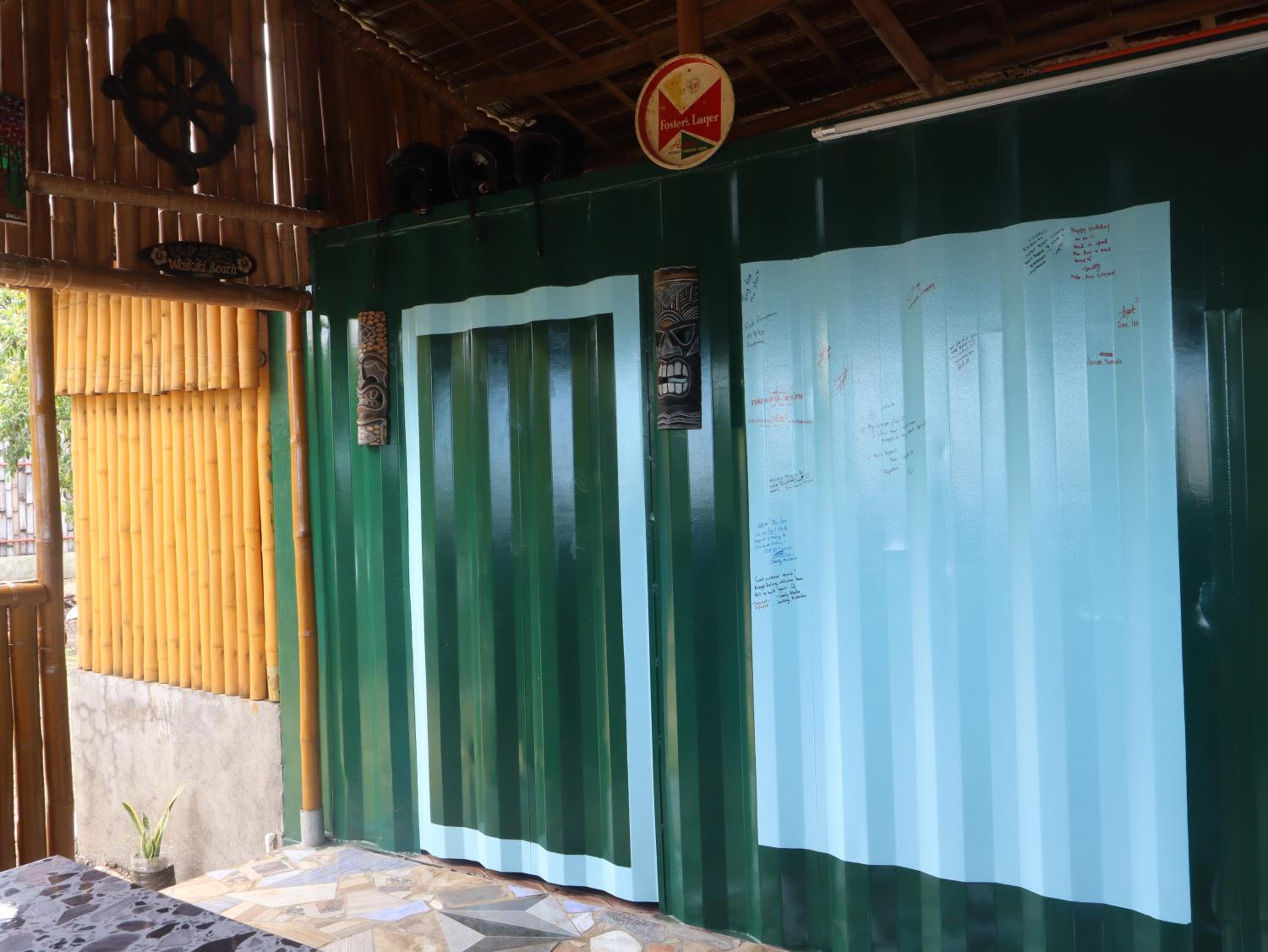 Tez's Backpacking Lodge