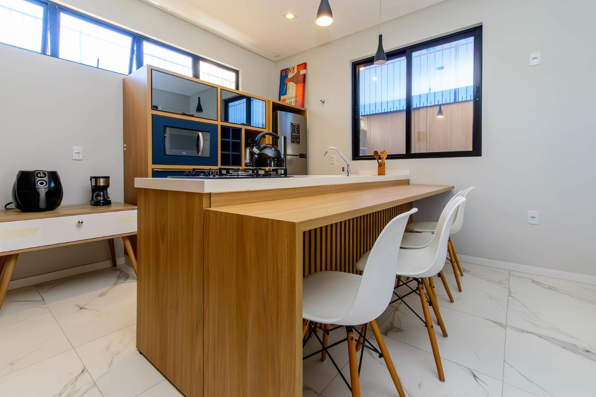 Casa na praia Brava com piscina e jardim WM9244