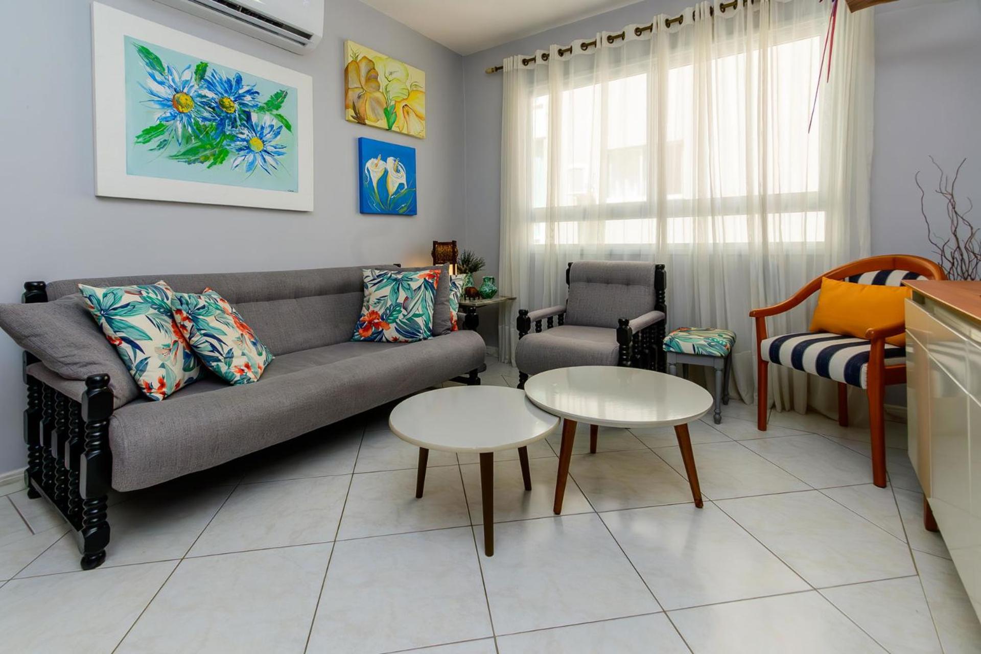 Apto 3 quartos Av. Atlântica JR1434