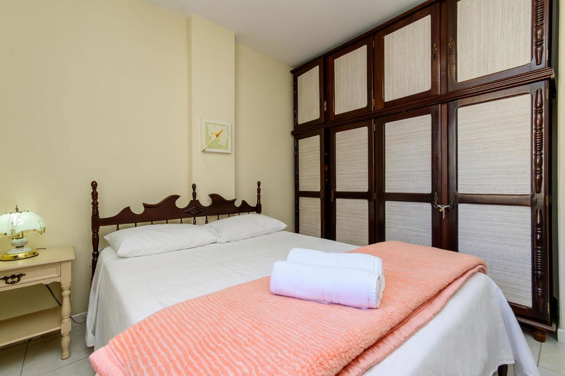 Apto 3 quartos Av. Atlântica JR1434