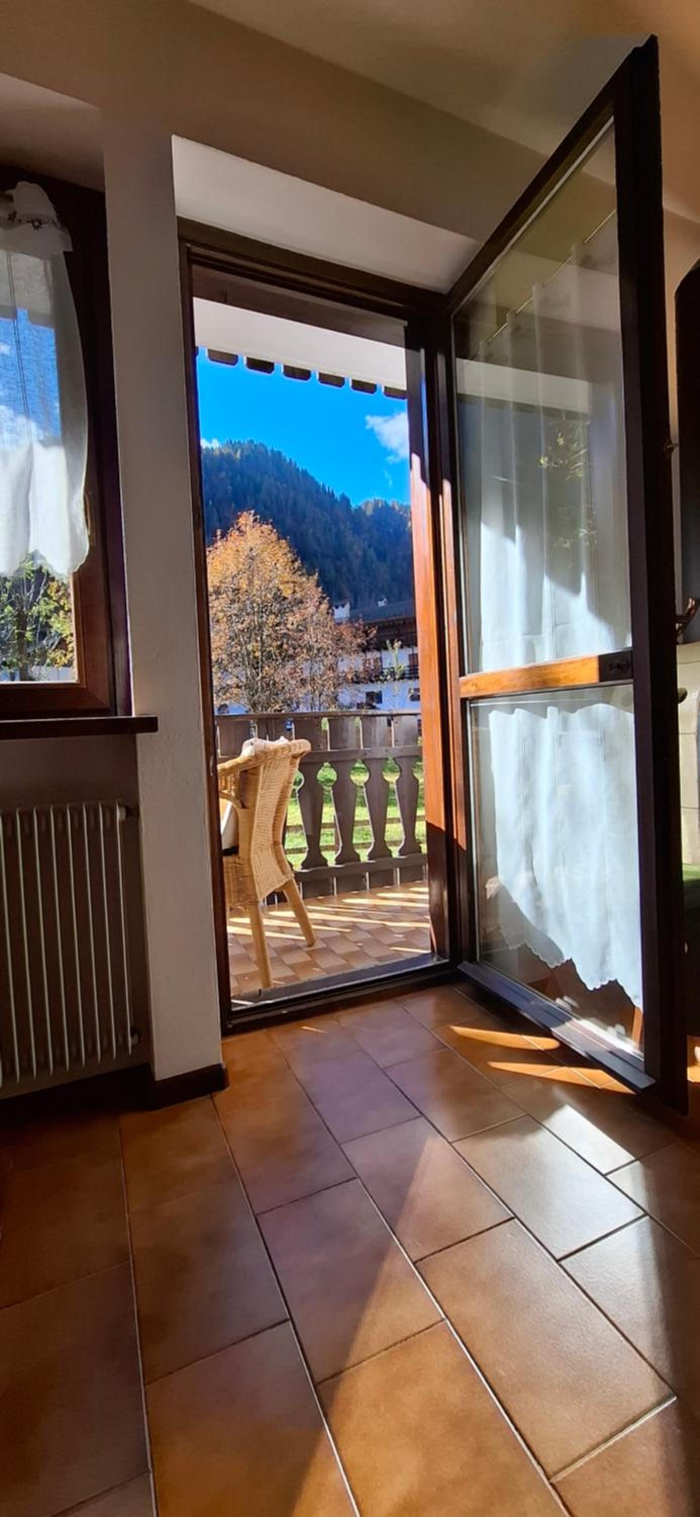 Sasso Bianco Home - Mountain View & Private Parking