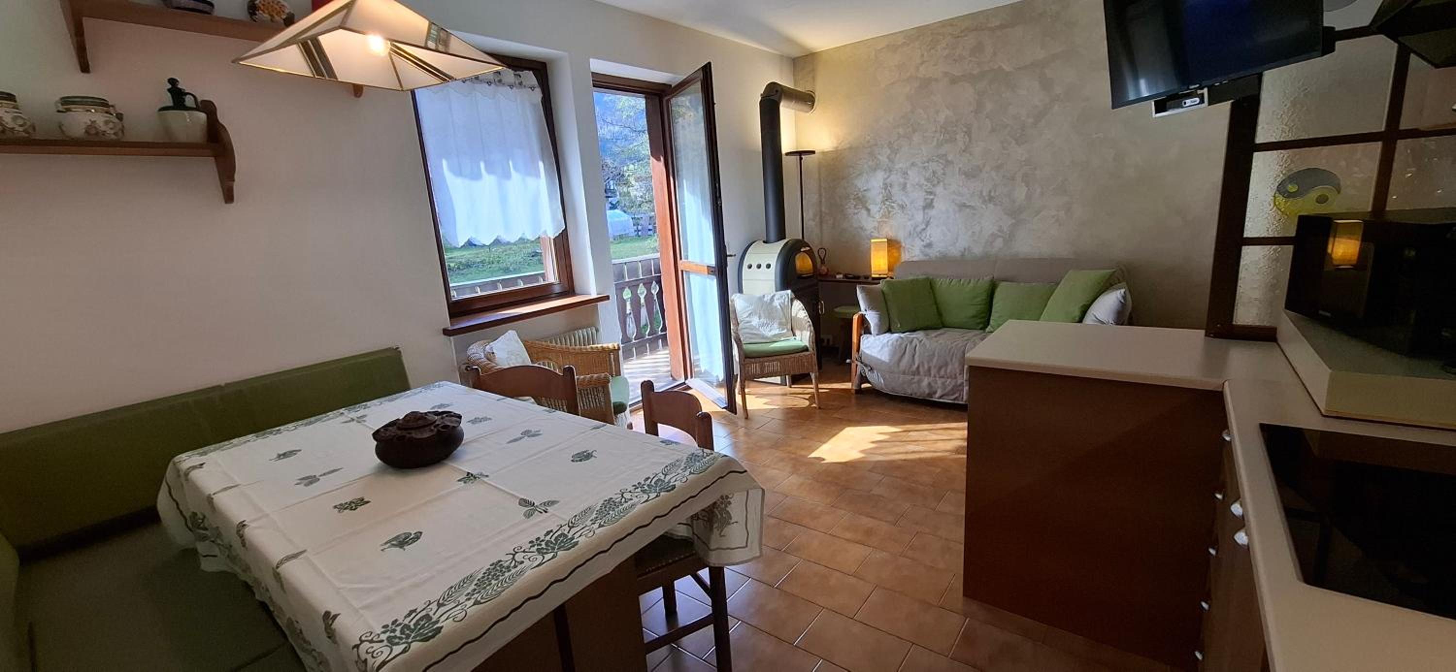 Sasso Bianco Home - Mountain View & Private Parking
