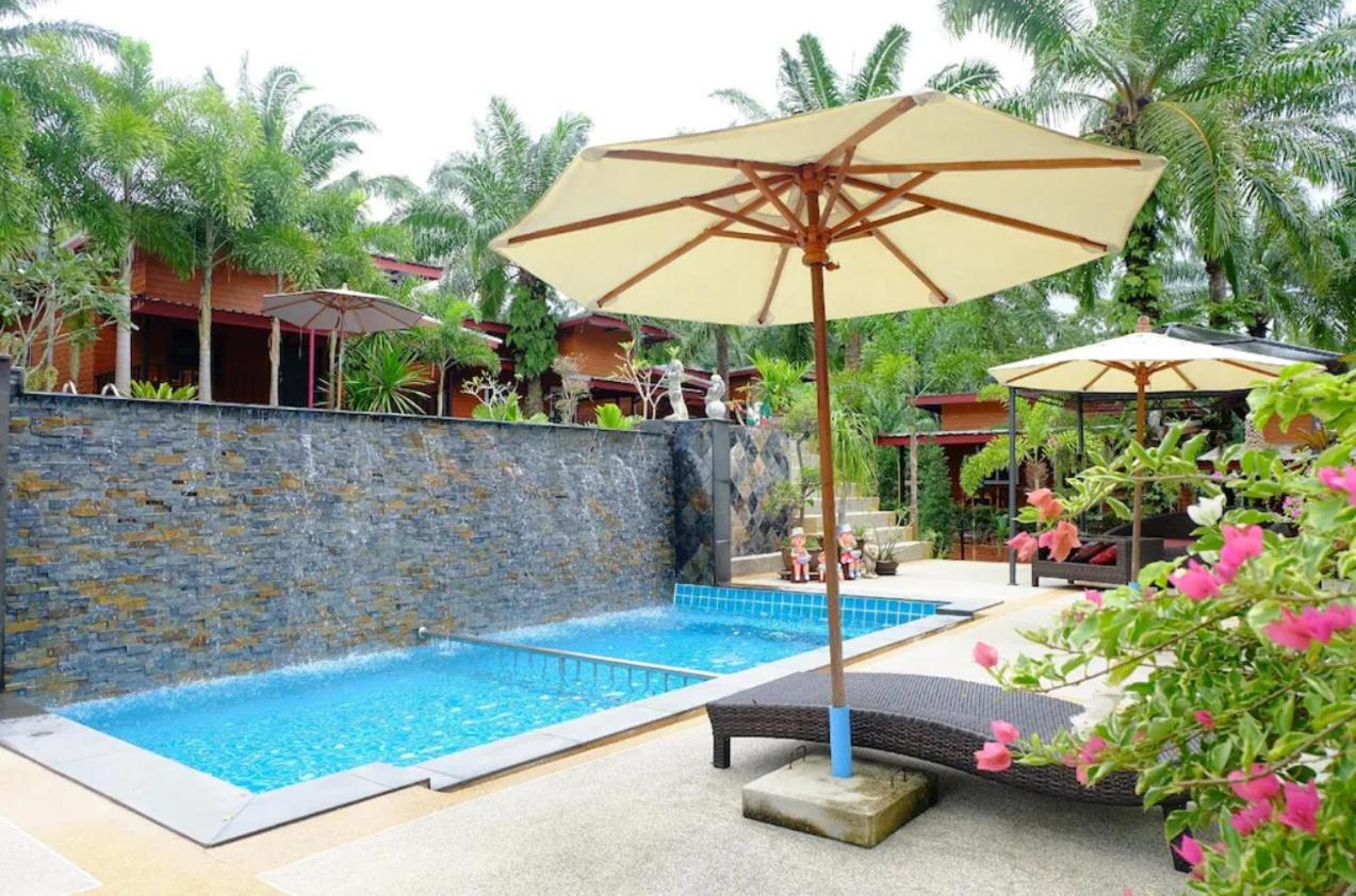 Palmthien Pool Villa Aonang