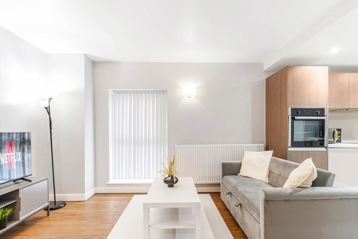 City centre Free Parking Sleeps 3