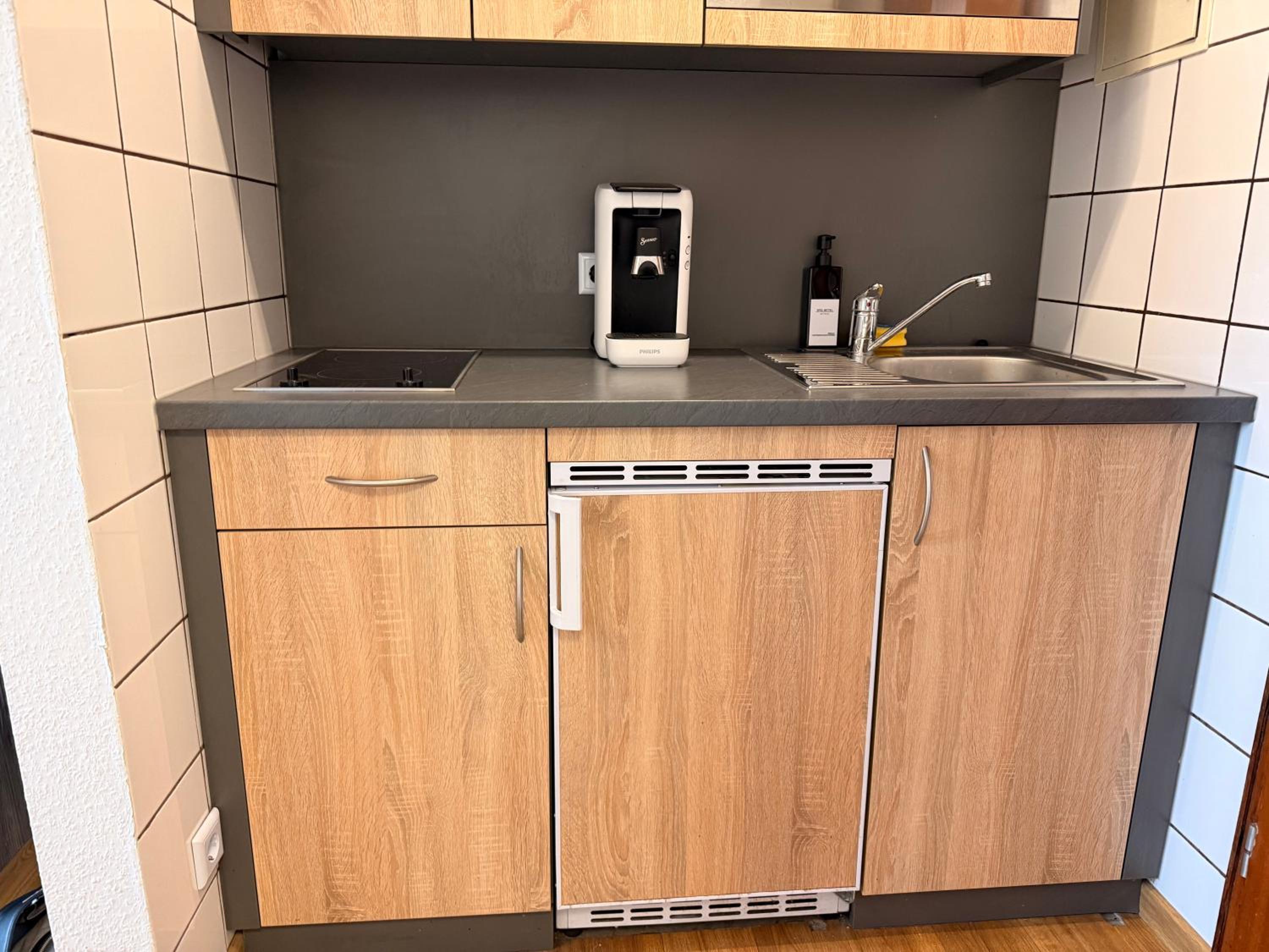 Rheinblick-Apartment Snacks, Ambilight & Boxspringbett