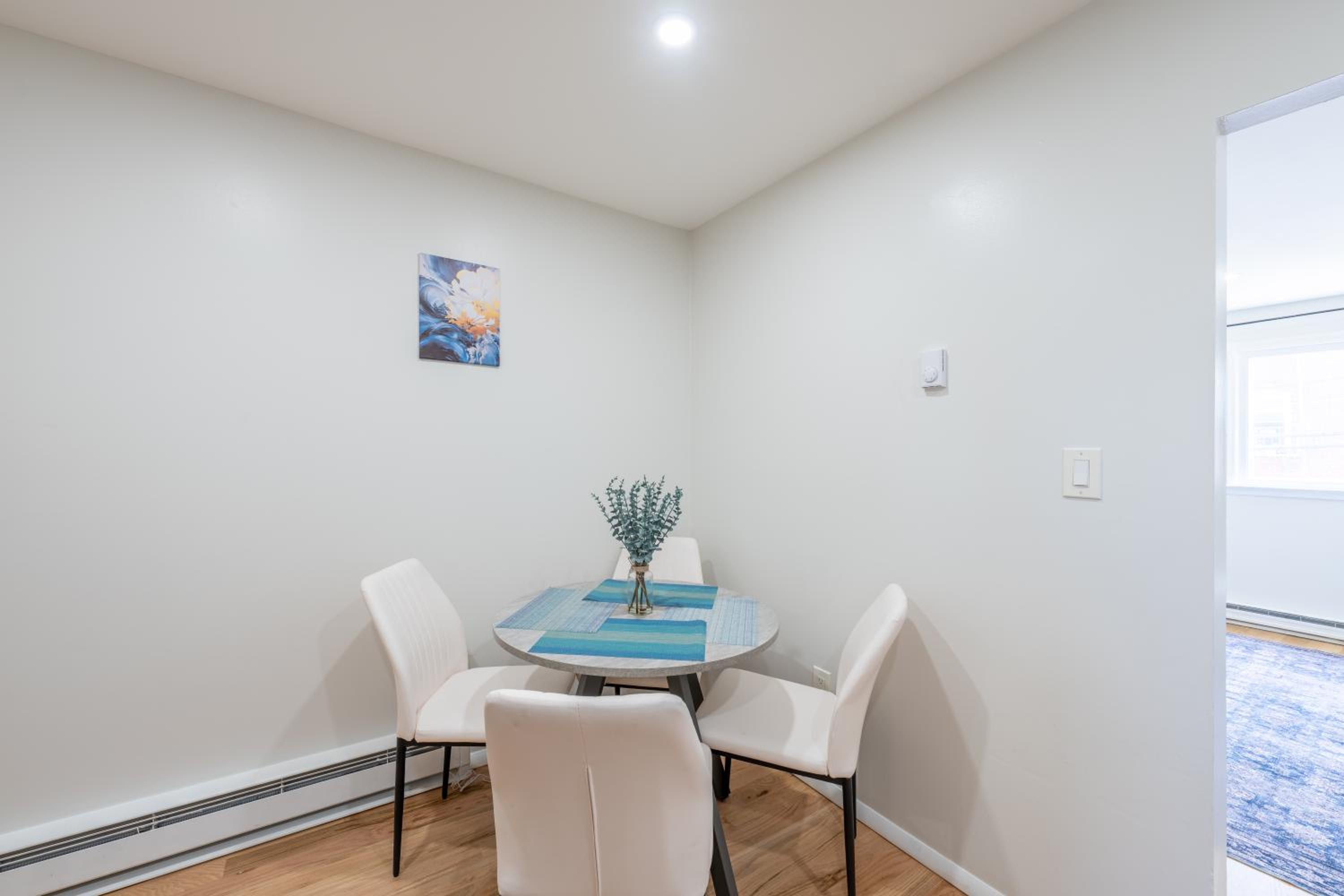 Modern 2BR North Ironbound Apartment