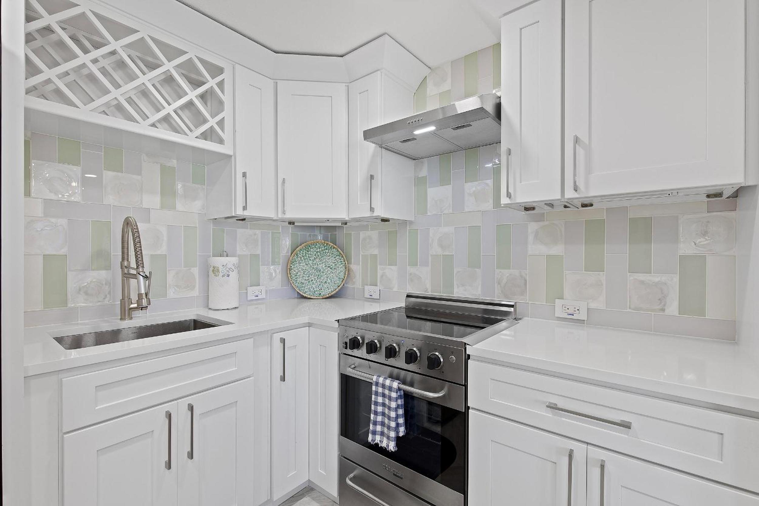 Mariner's Cove 308