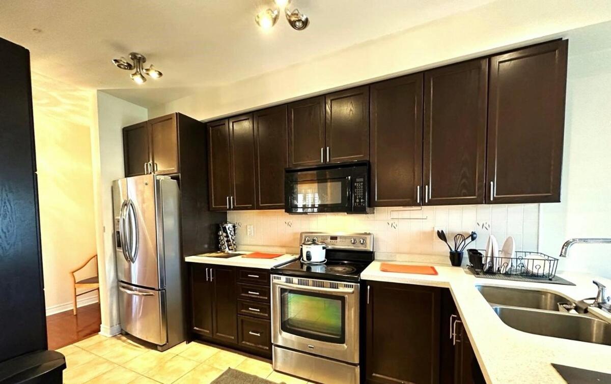 Comfortable Residential 4BR Home with 2 Free Parking