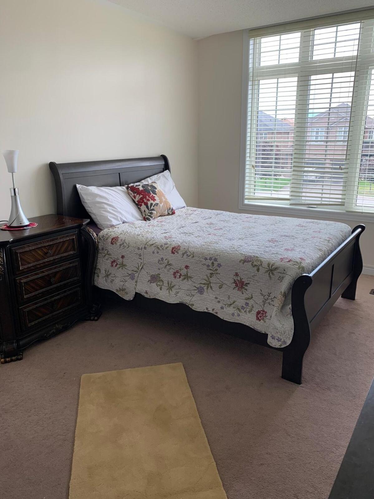 Comfortable Residential 4BR Home with 2 Free Parking
