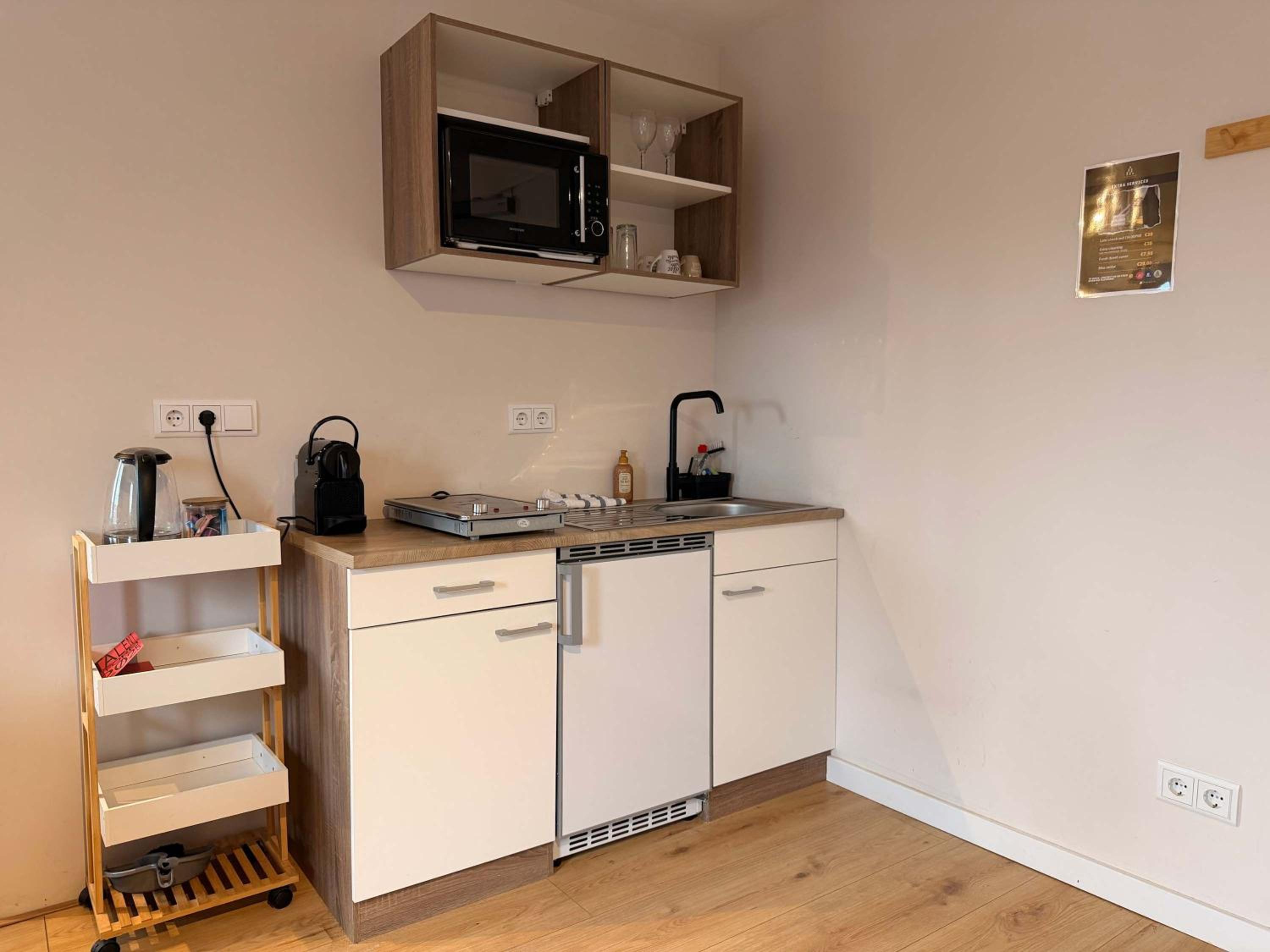 Prime Location 1BR Apartment Walk Everywhere