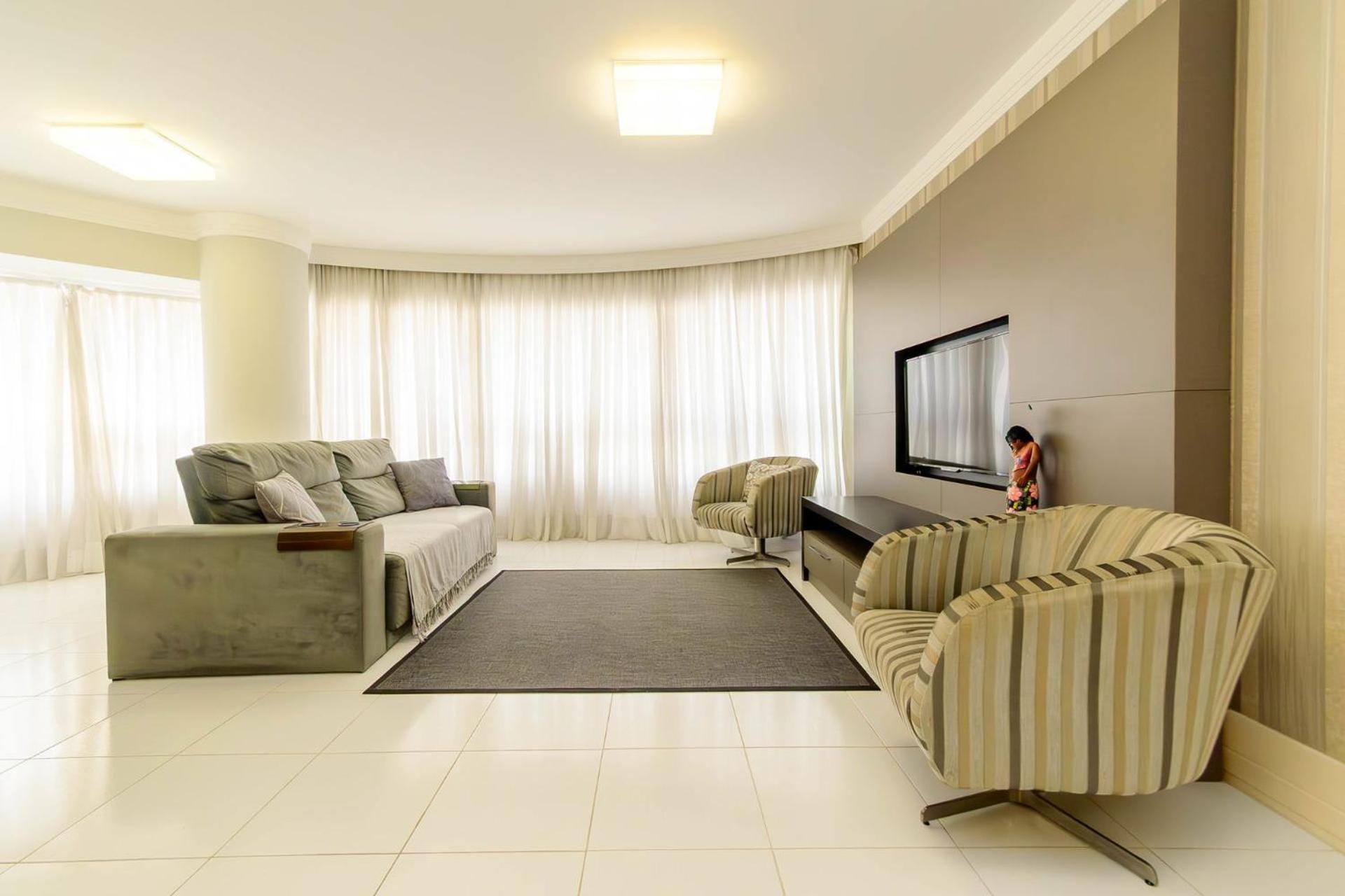Apartamento moderno perto da praia VG2701