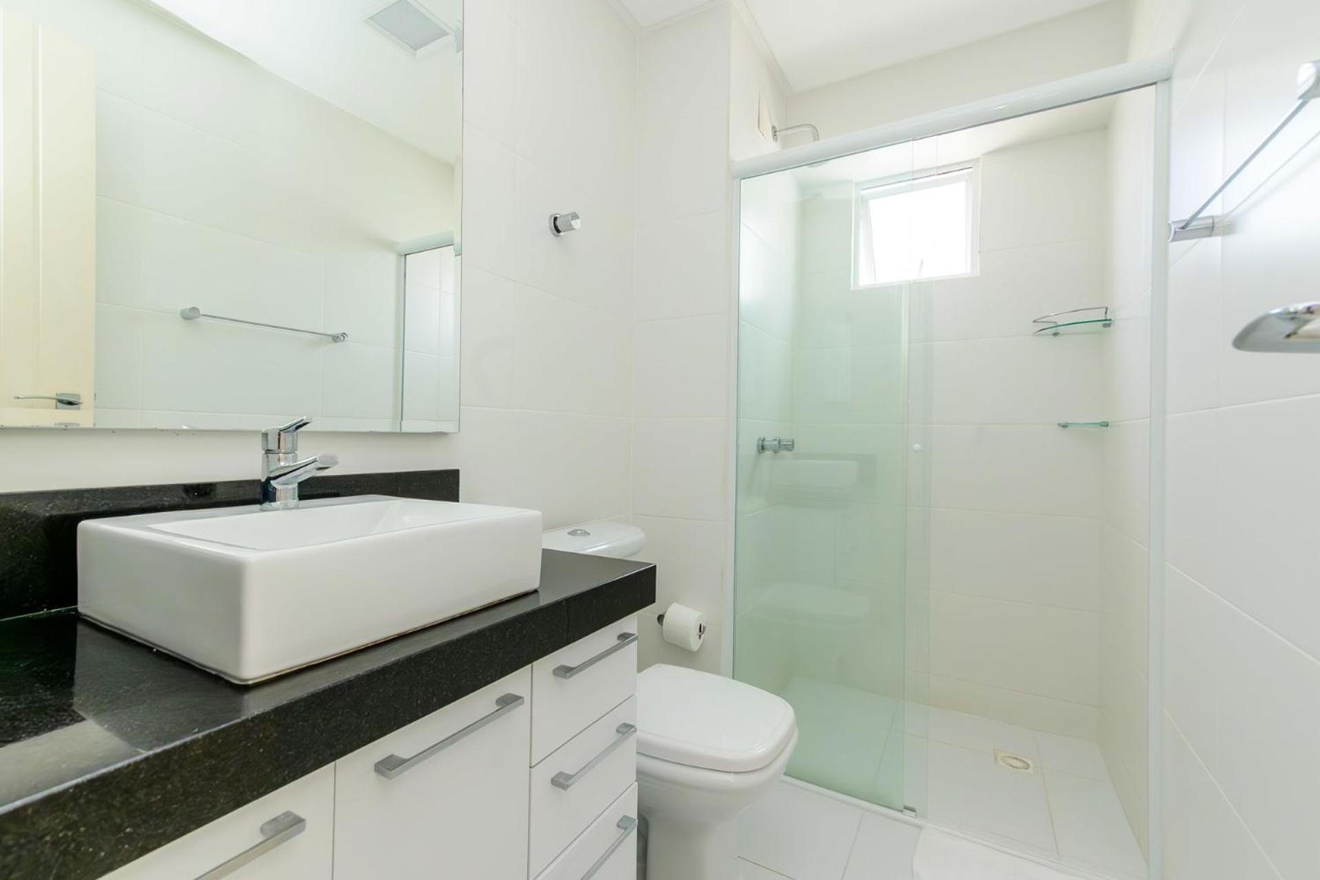 Apartamento moderno perto da praia VG2701
