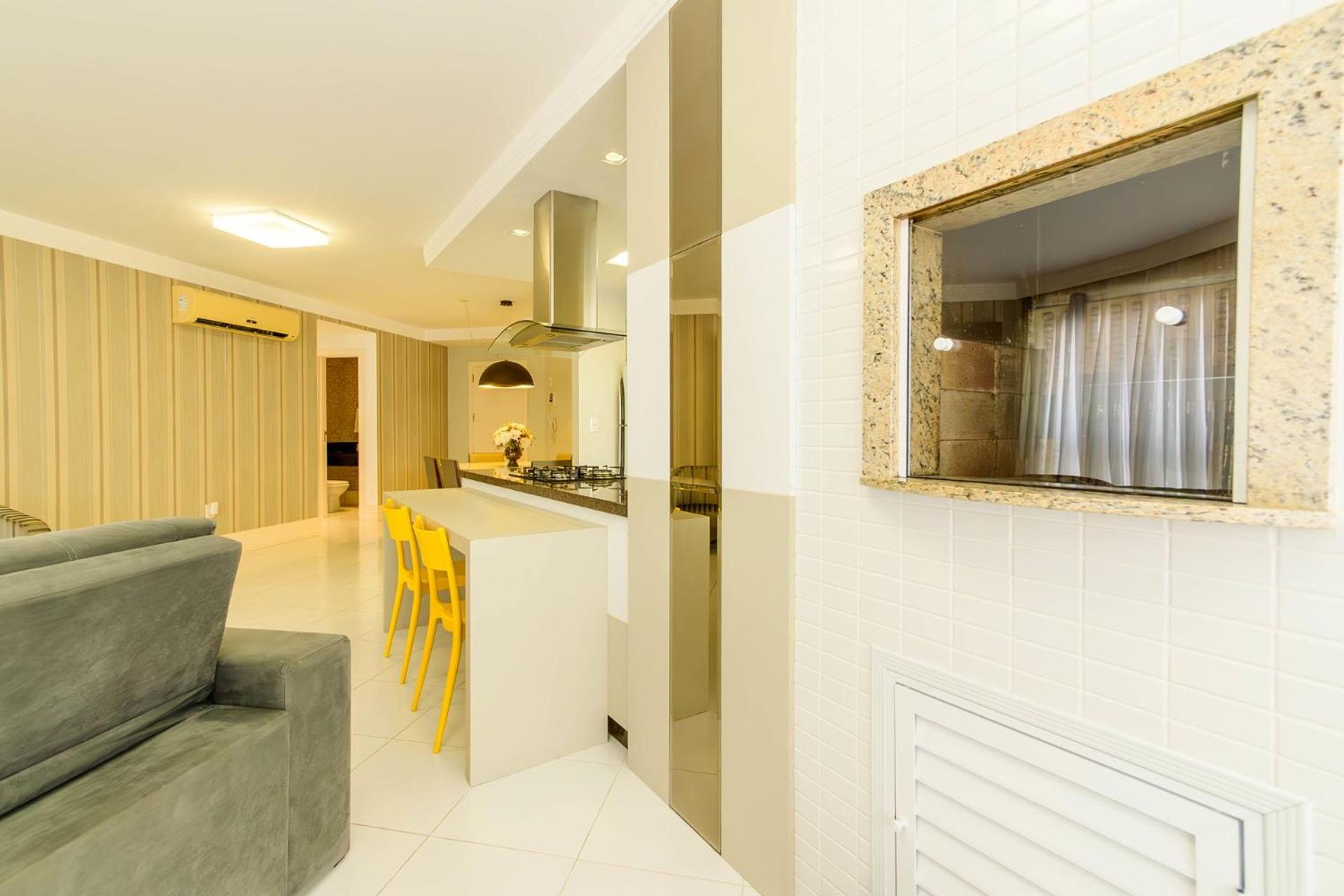 Apartamento moderno perto da praia VG2701