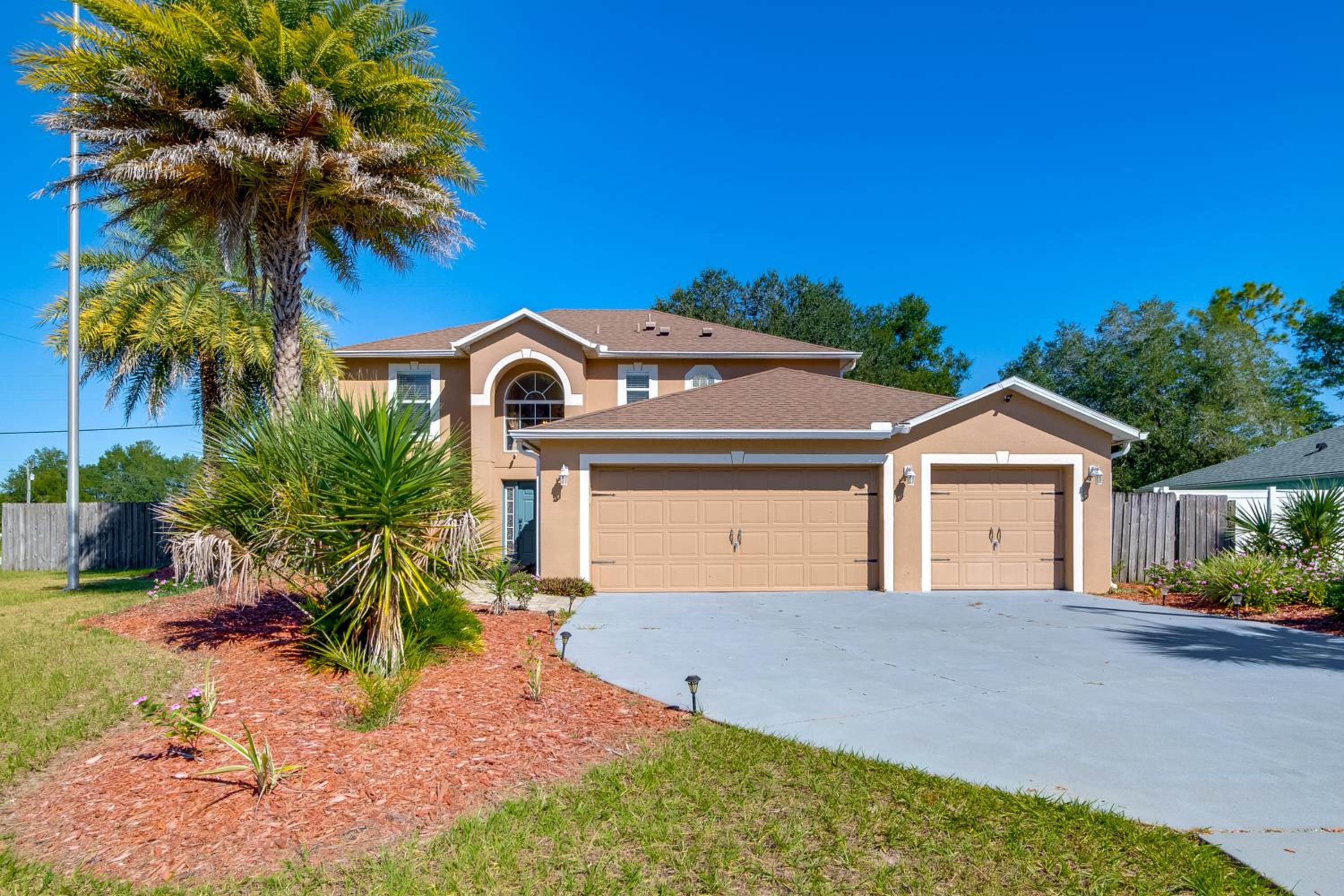 Games, Bikes and Kids Play Area Ocala Family Home