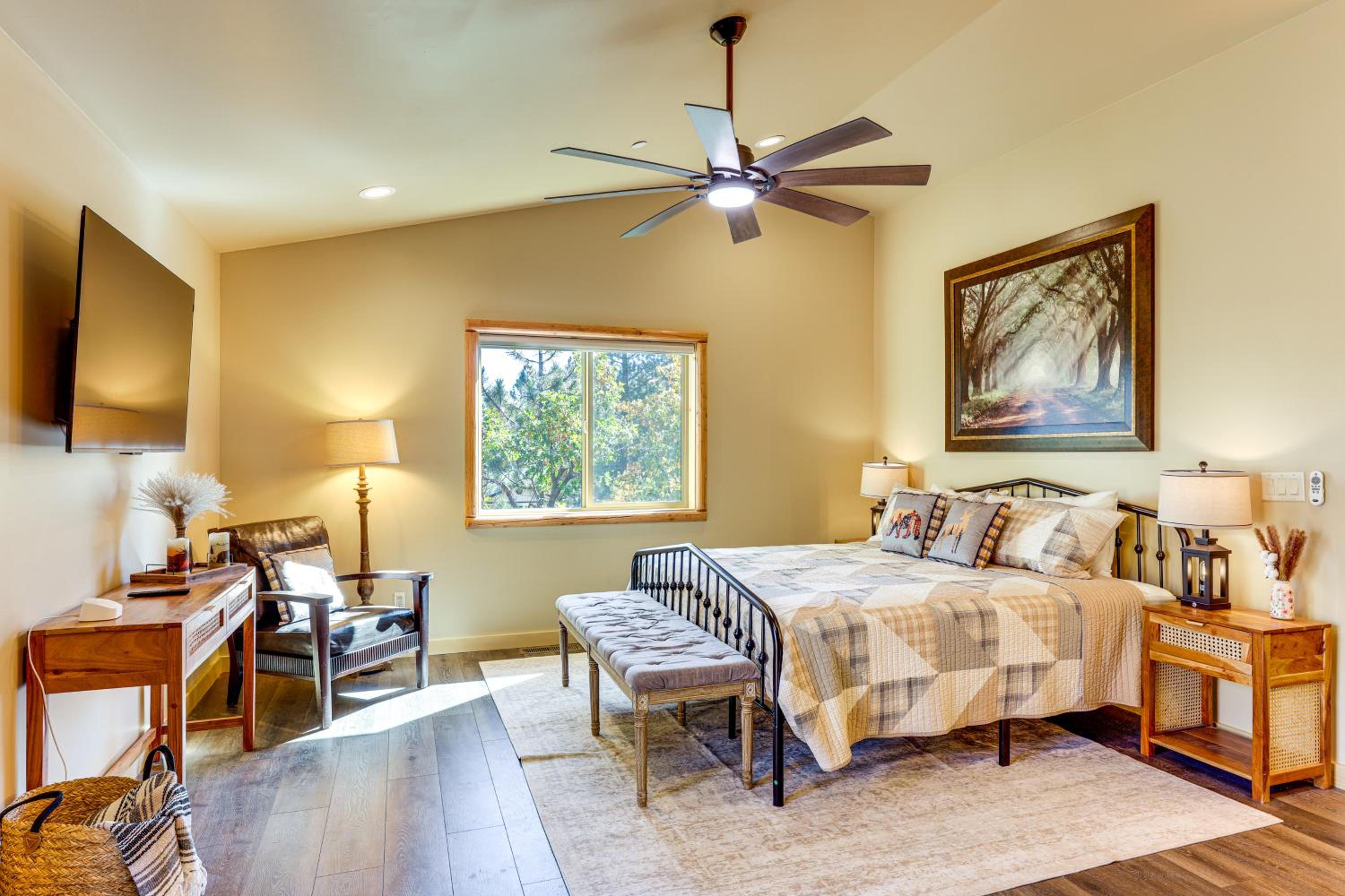 Big Bear Mtn Fun Family Cabin with Game Room