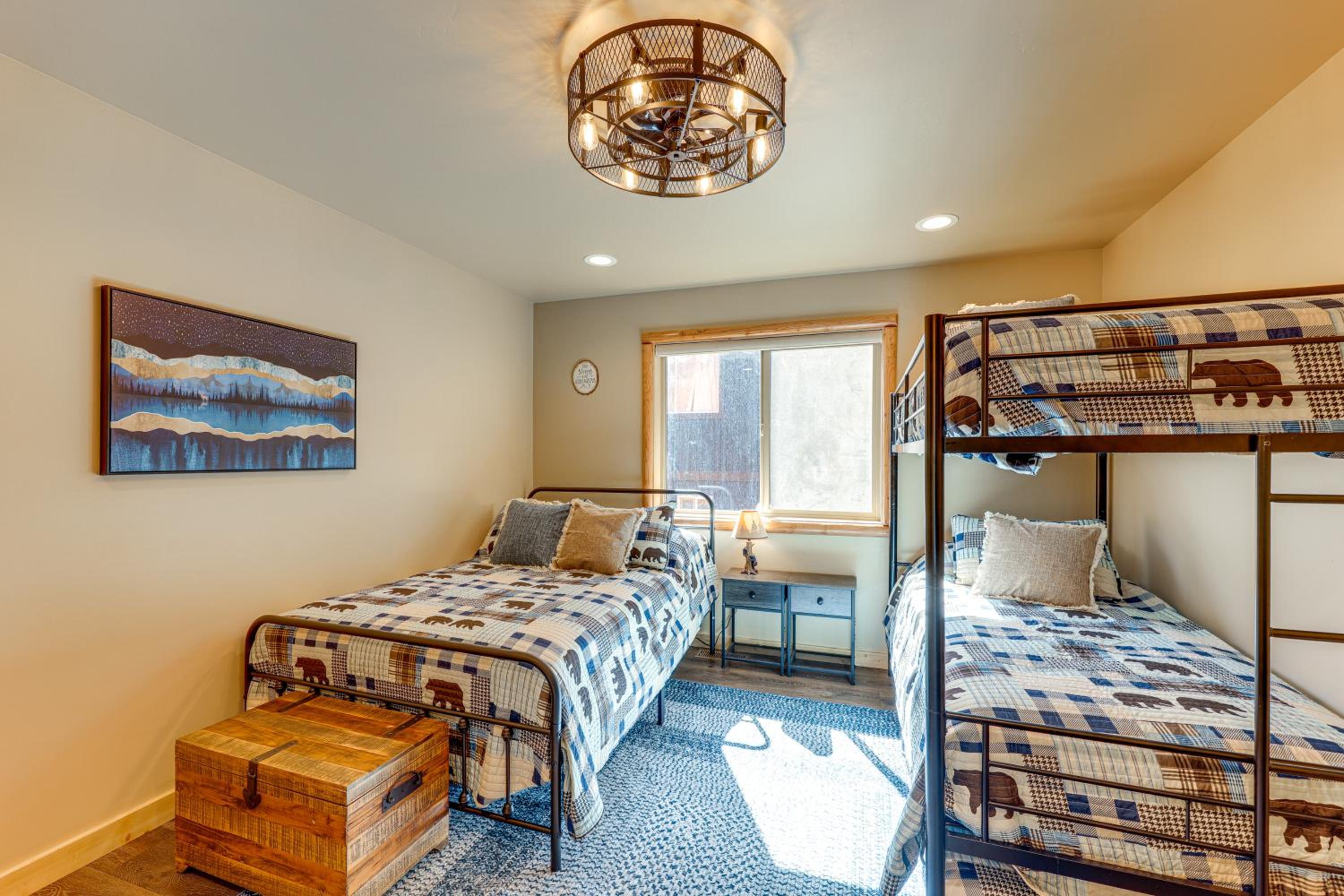 Big Bear Mtn Fun Family Cabin with Game Room