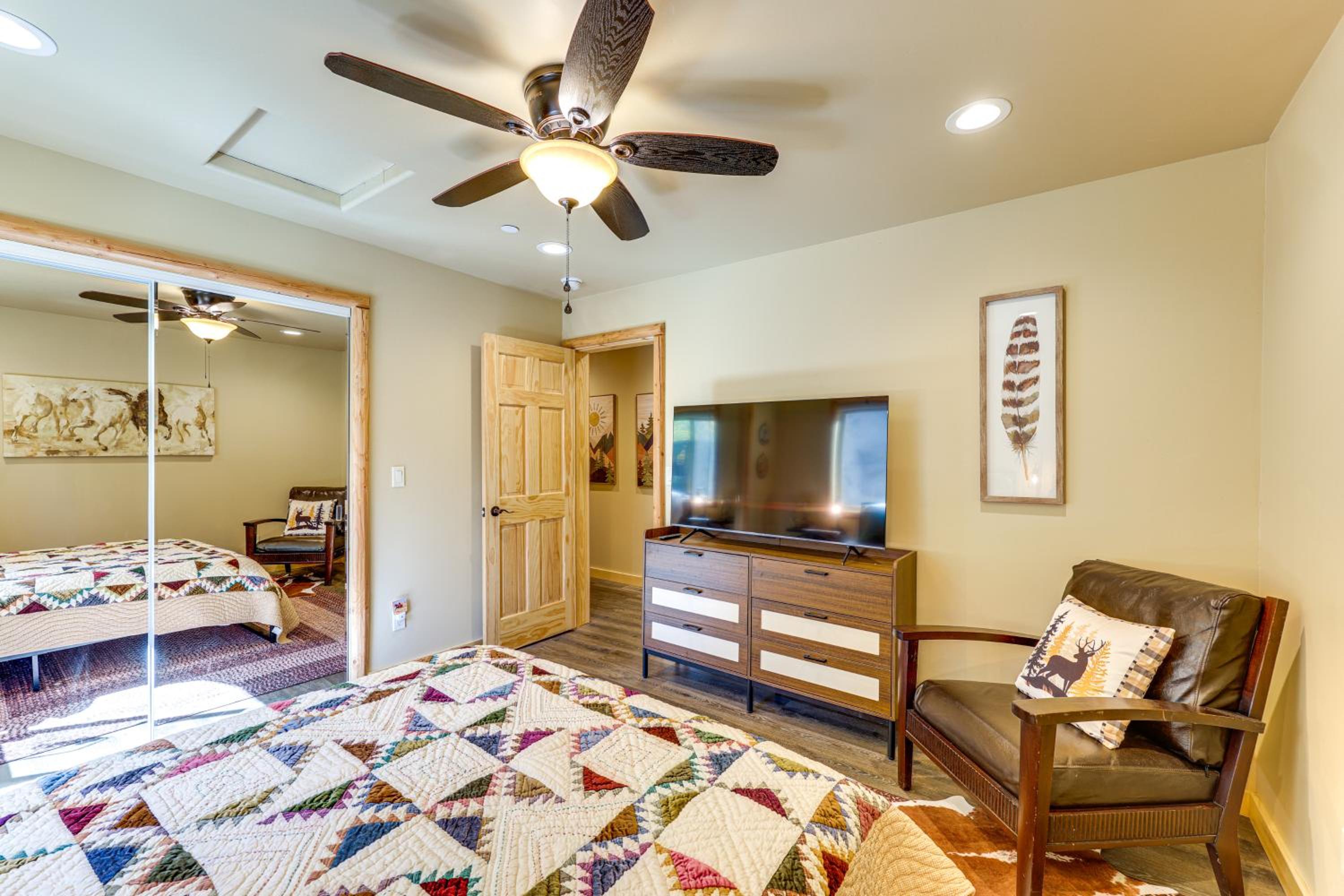 Big Bear Mtn Fun Family Cabin with Game Room