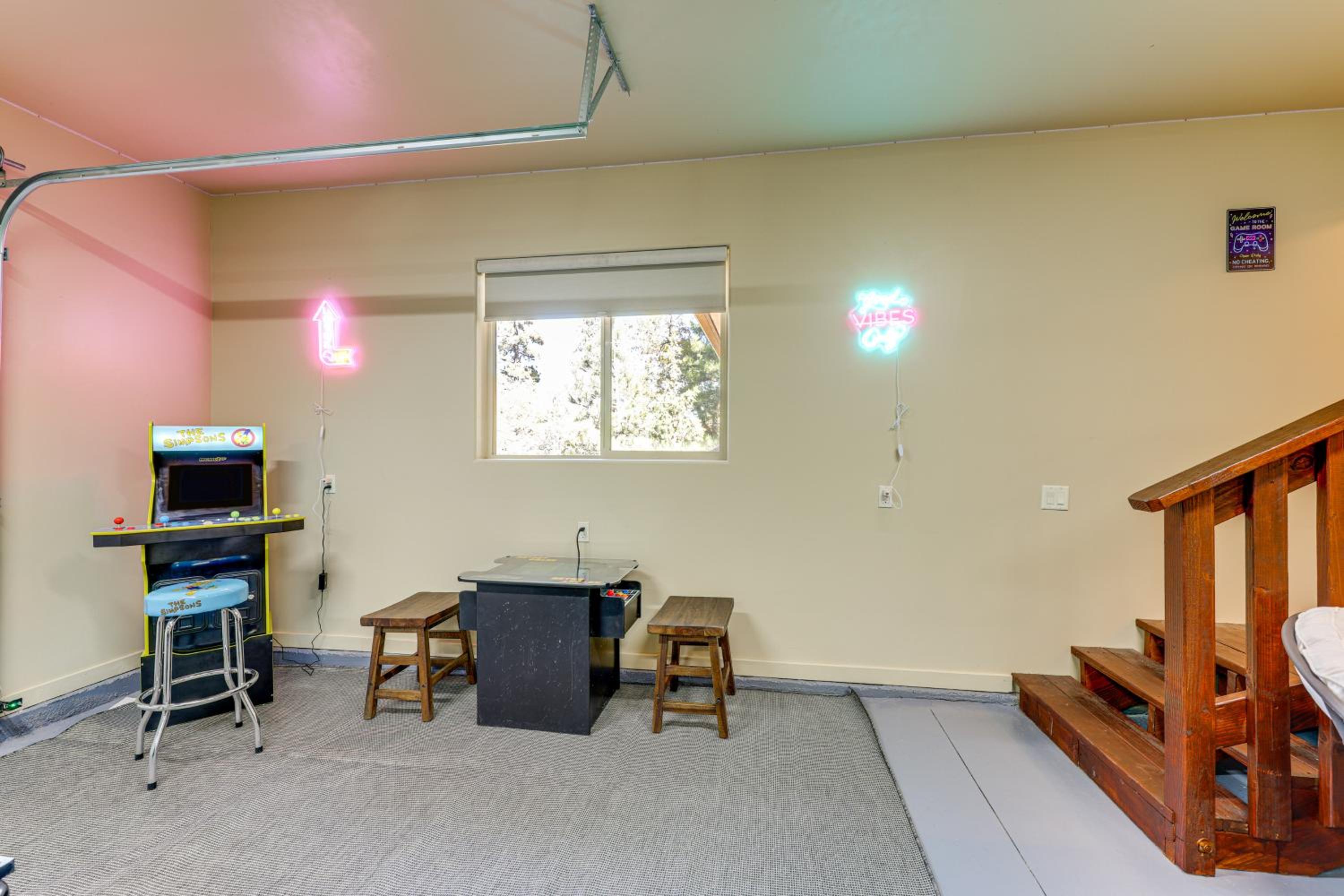 Big Bear Mtn Fun Family Cabin with Game Room