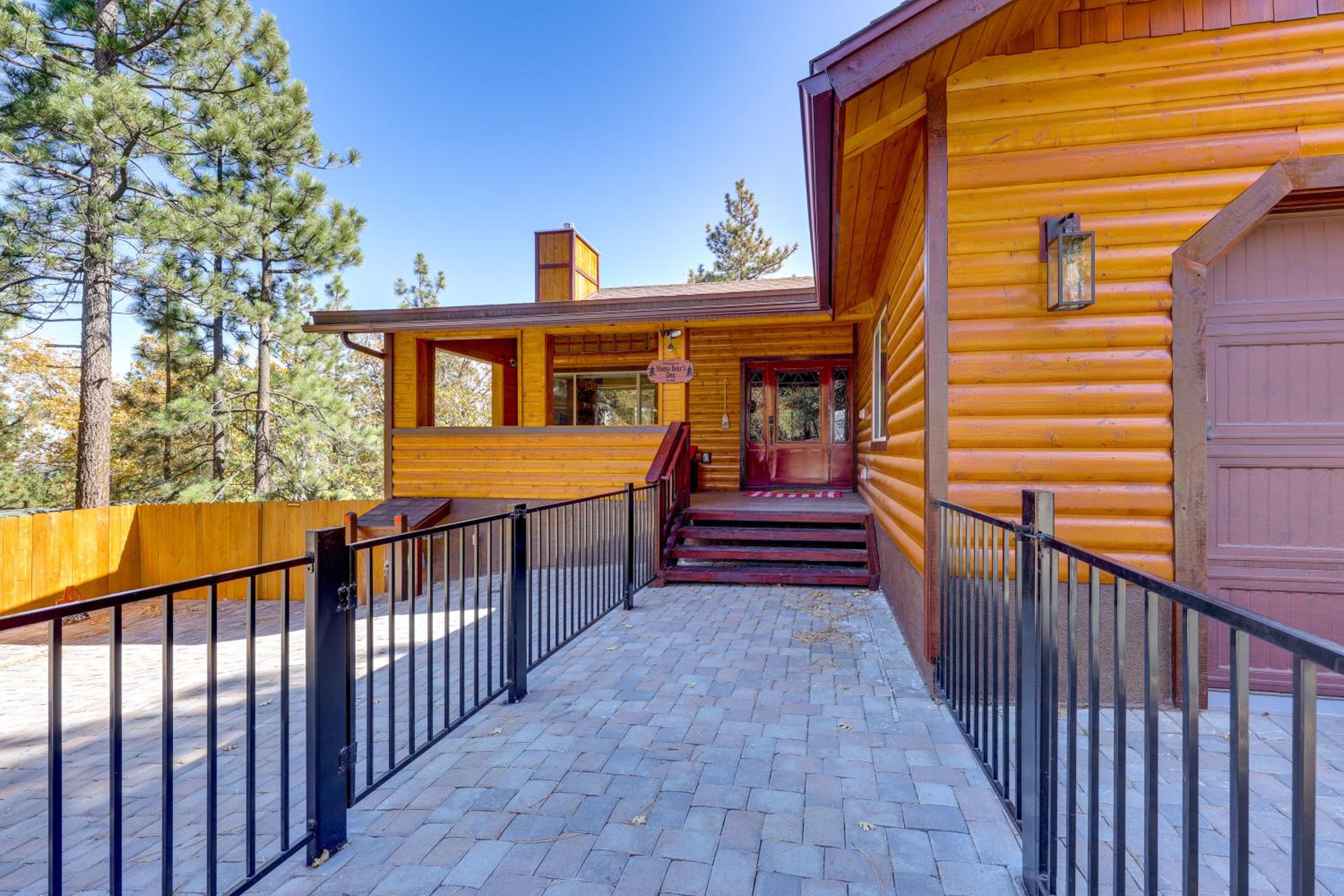 Big Bear Mtn Fun Family Cabin with Game Room