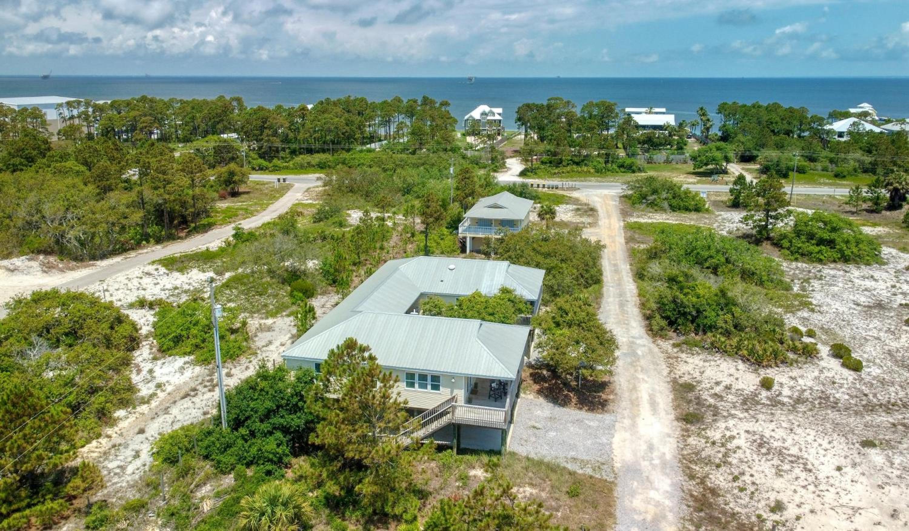 Whitesands Beach House - South