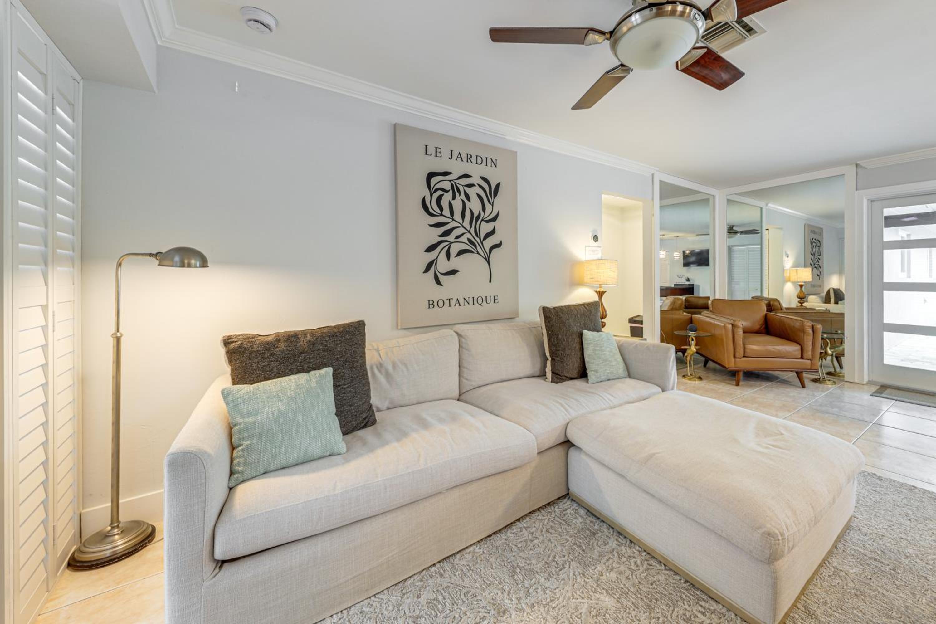 Walkable Island City Oasis with Private Heated Pool!